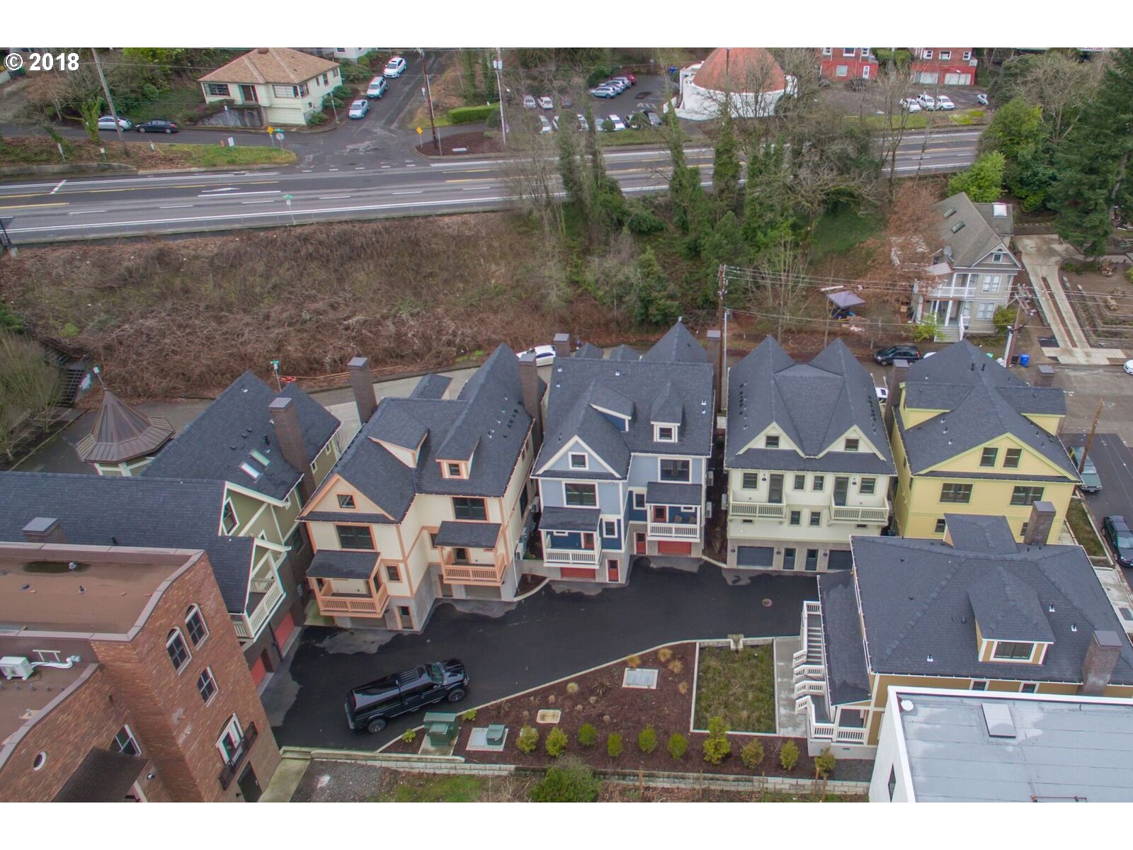 2423 sq. ft 2 bedrooms 2 bathrooms House For Sale, Portland, OR