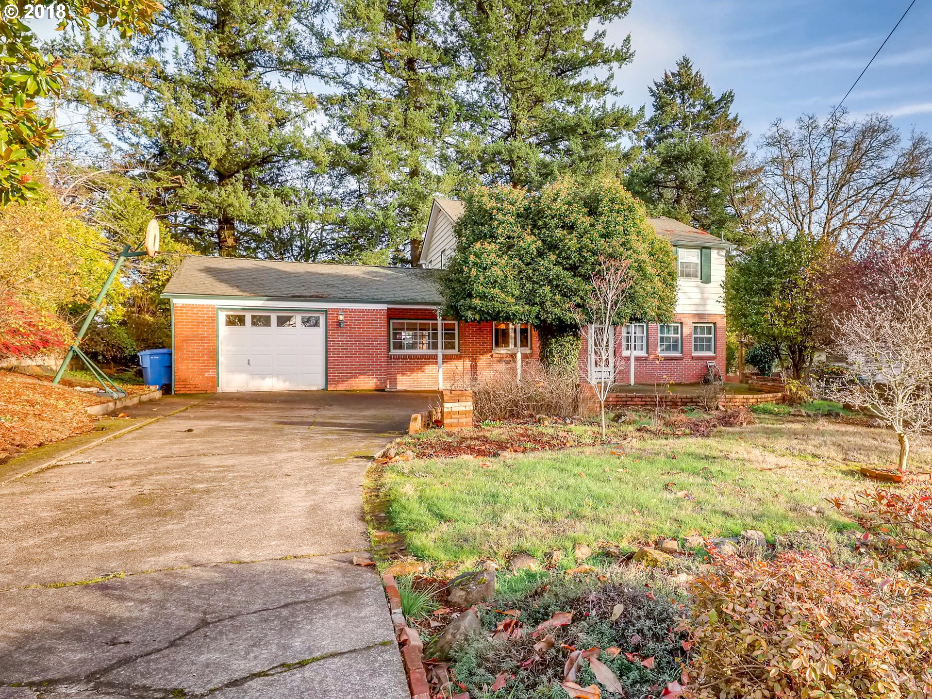 2752 BLUFF AVE SE (1 of 22)