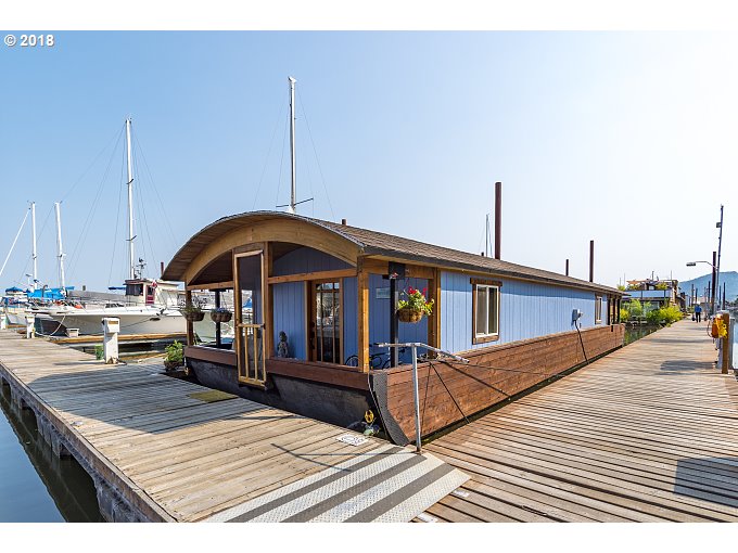 Floating Homes for Sale in Portland Oregon, Houseboats, Moorages, and