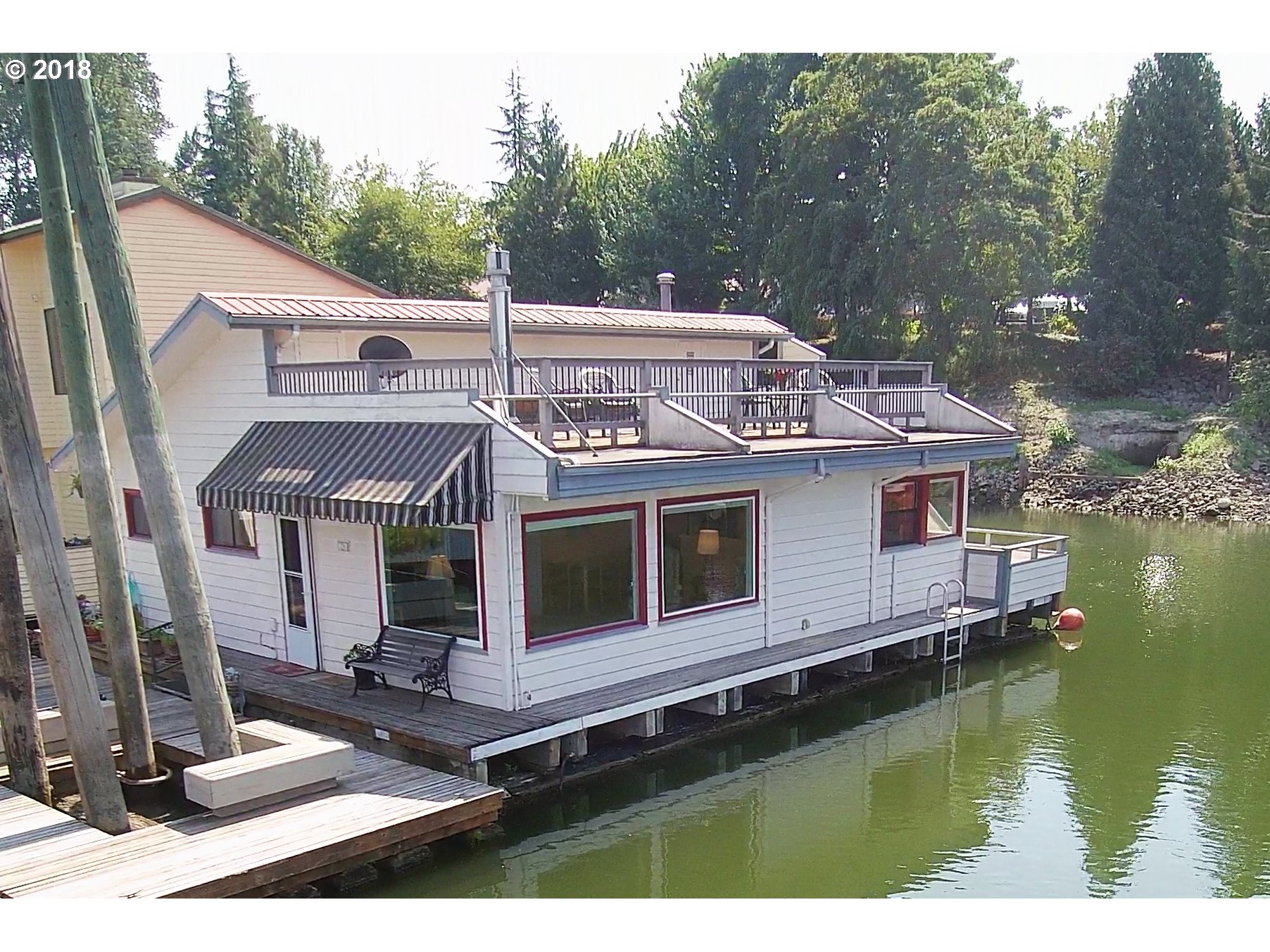 Floating Homes for Sale in Portland Oregon, Portland Oregon Floating