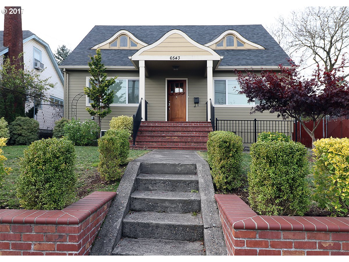6543 INTERSTATE AVE N Portland, Oregon Gorgeous remodeled home, walk to New Seasons-Max Stop-7 minutes to downtown! Everything like new. Hardwood floors on main w/new beautiful kitchen! Huge master on main. Upstairs has 3 bedrooms & bath. Full basement completely finished- Huge space w/outside entrance & big laundry room. Gorgeous curb appeal. Private fenced yard-RV parking.Zoned mix-use EX-business-industrial-residential-possible duplex or triplex.
