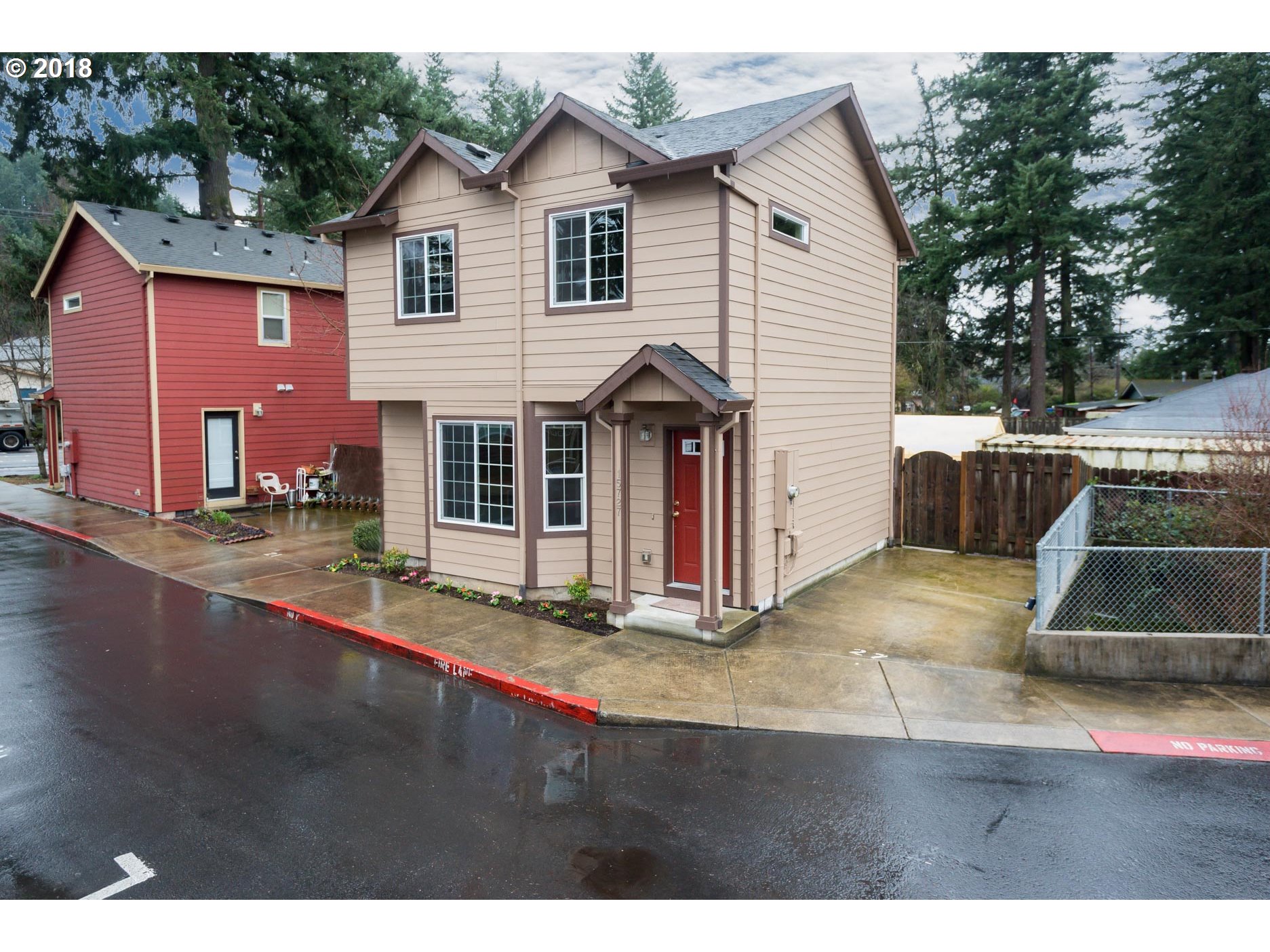 More Details about MLS # 18589252 : 15727 SE POWELL BLVD 