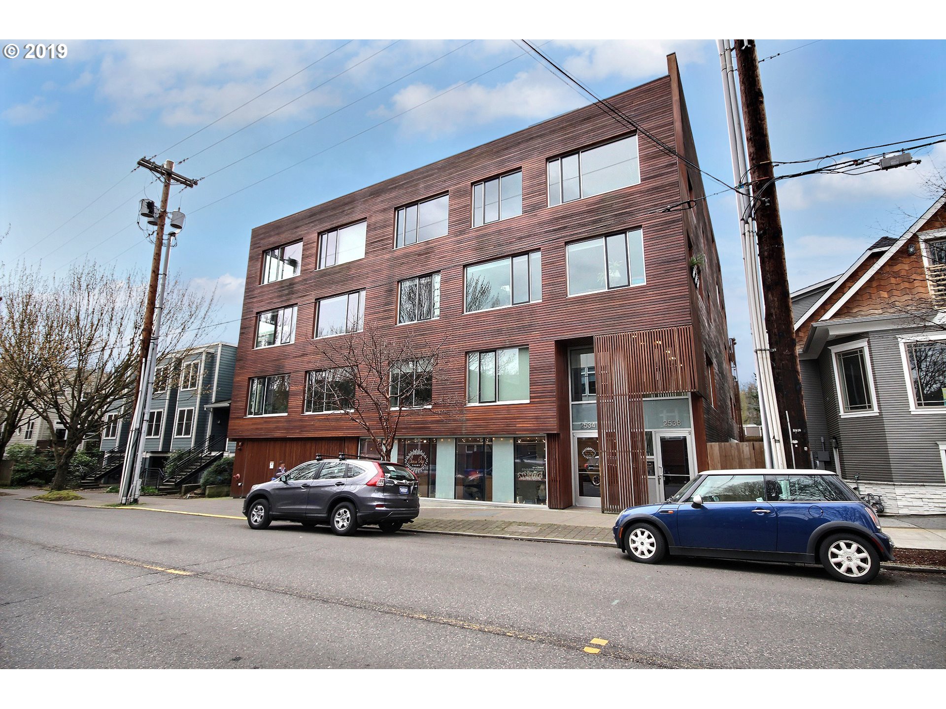 12+ Living Room Realty Portland PNG