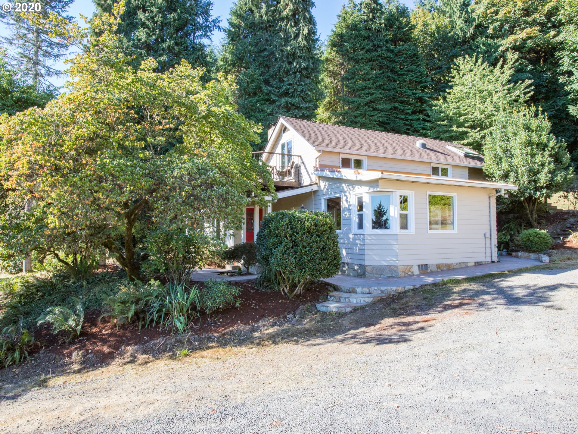 25925 NW SAINT HELENS RD (1 of 32)