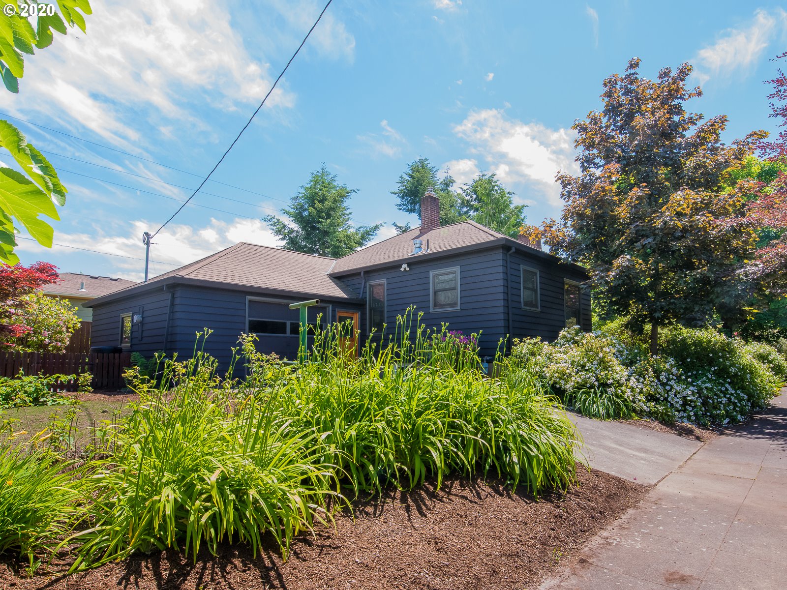 6710 N CURTIS AVE (1 of 32)