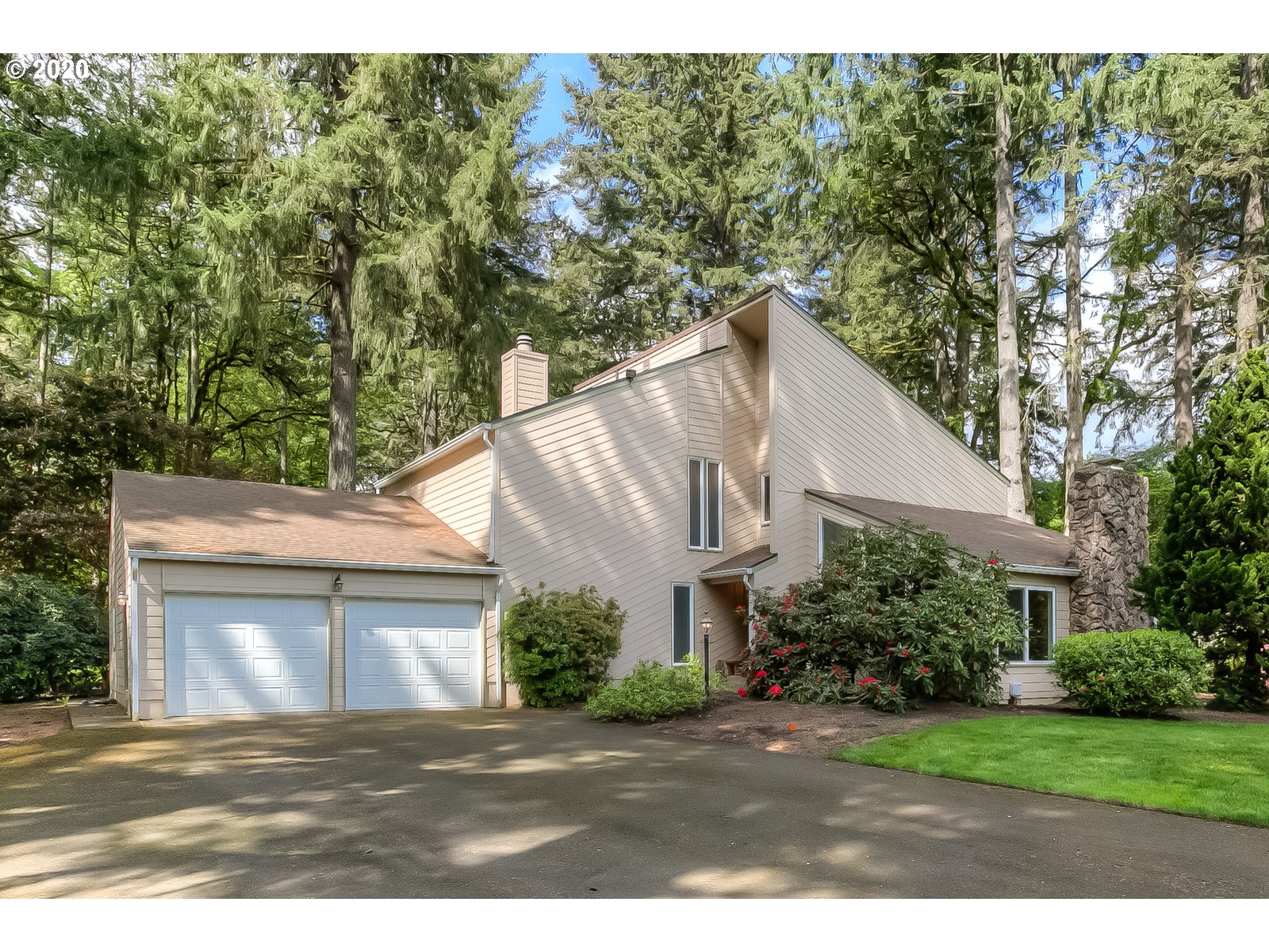 517 SANRODEE DR SE (1 of 32)