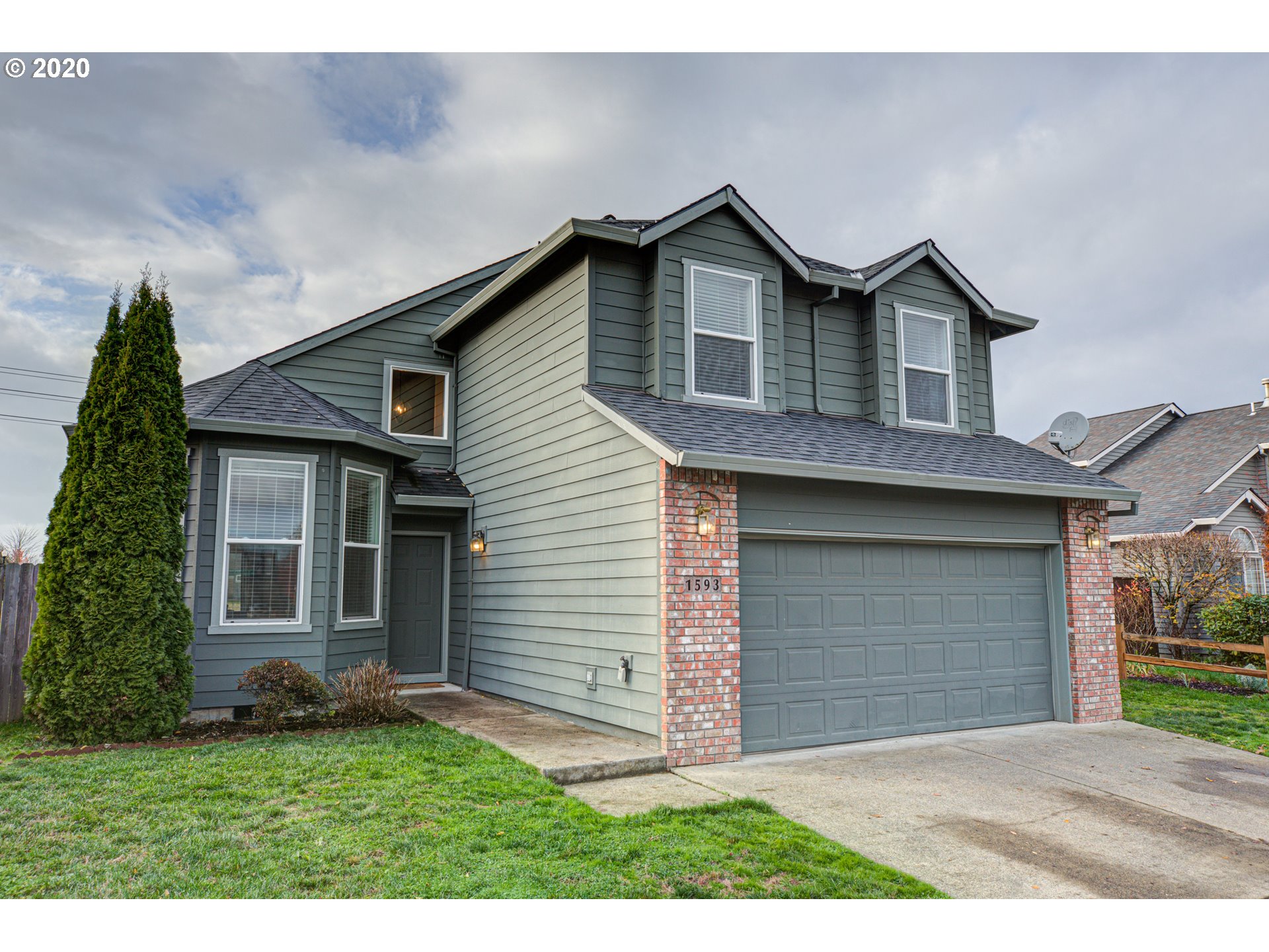 1593 SW 213TH AVE (1 of 32)