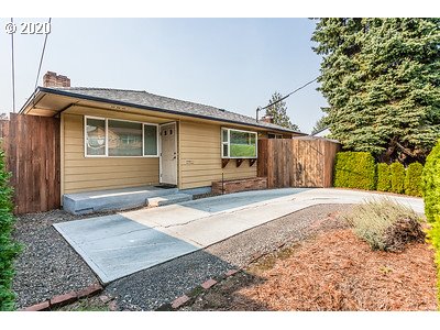 3645 SE 79TH AVE (1 of 32)