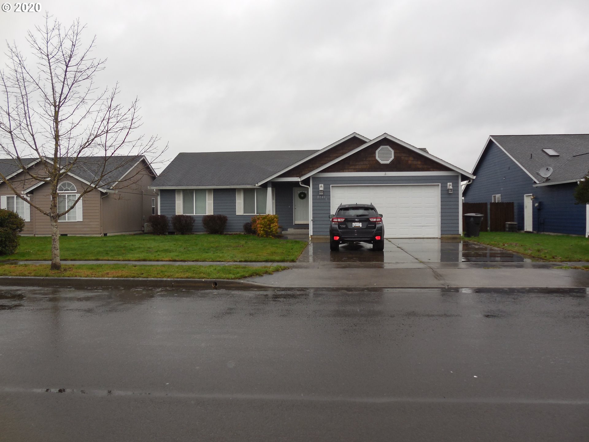 2281 52ND AVE (1 of 25)