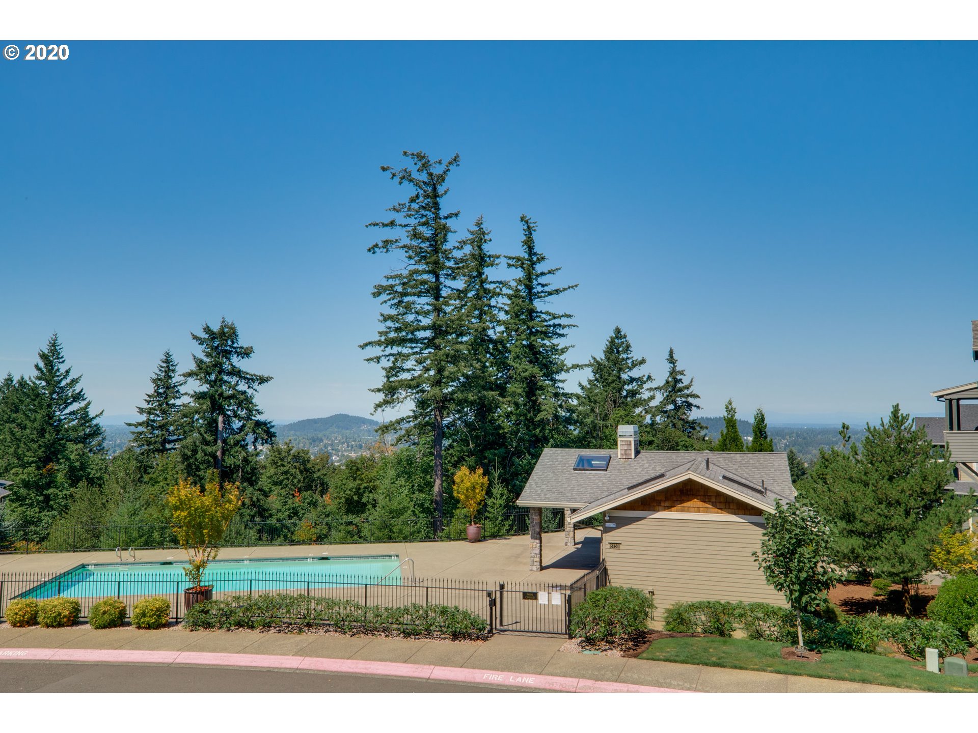 Just Listed Luxury Living in Happy Valley Living Room Realty