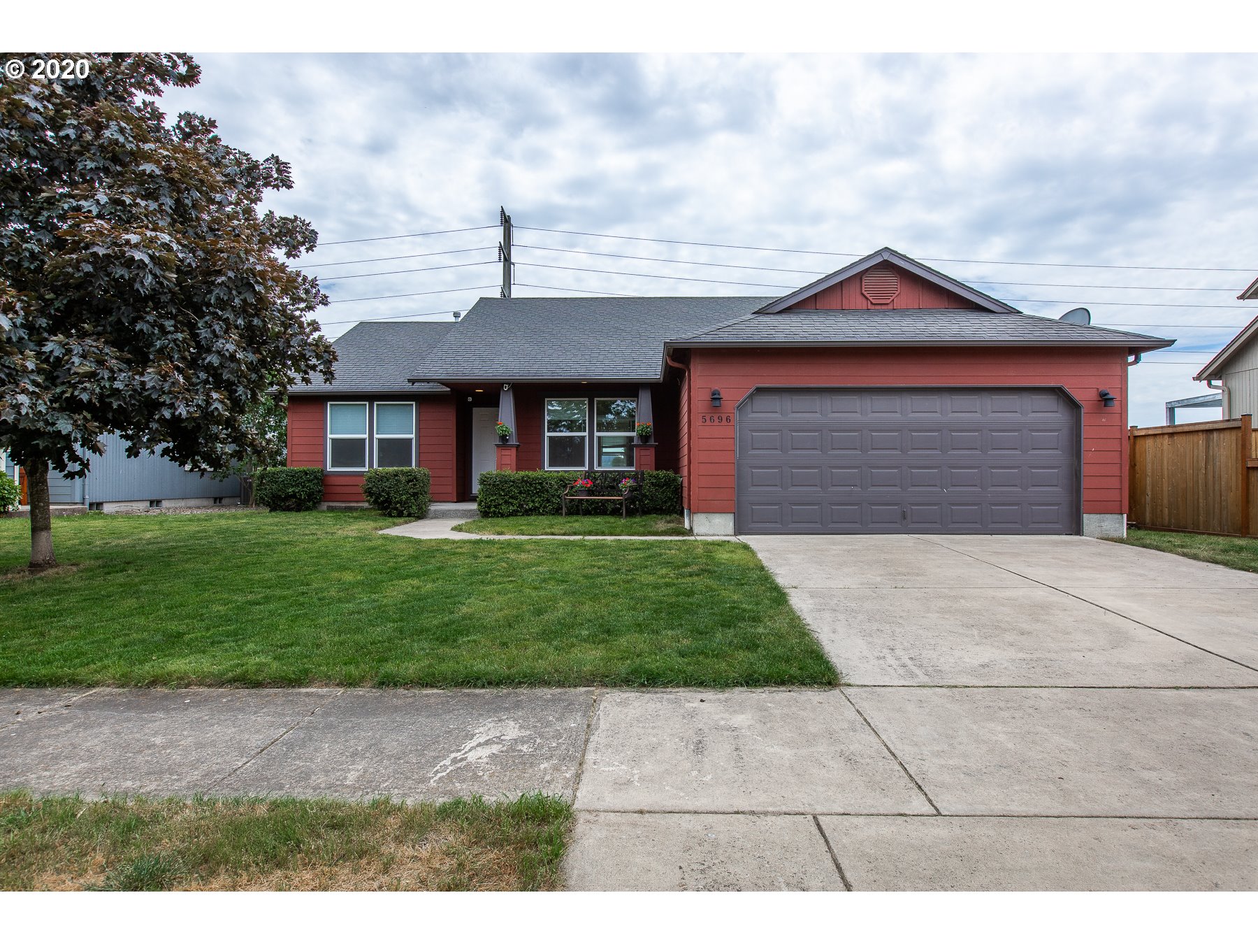 5696 DONOHOE AVE (1 of 31)