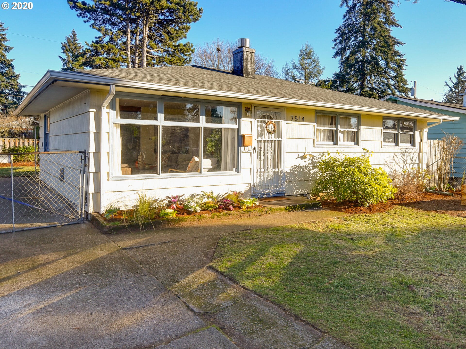 7514 SE 68TH AVE (1 of 31)