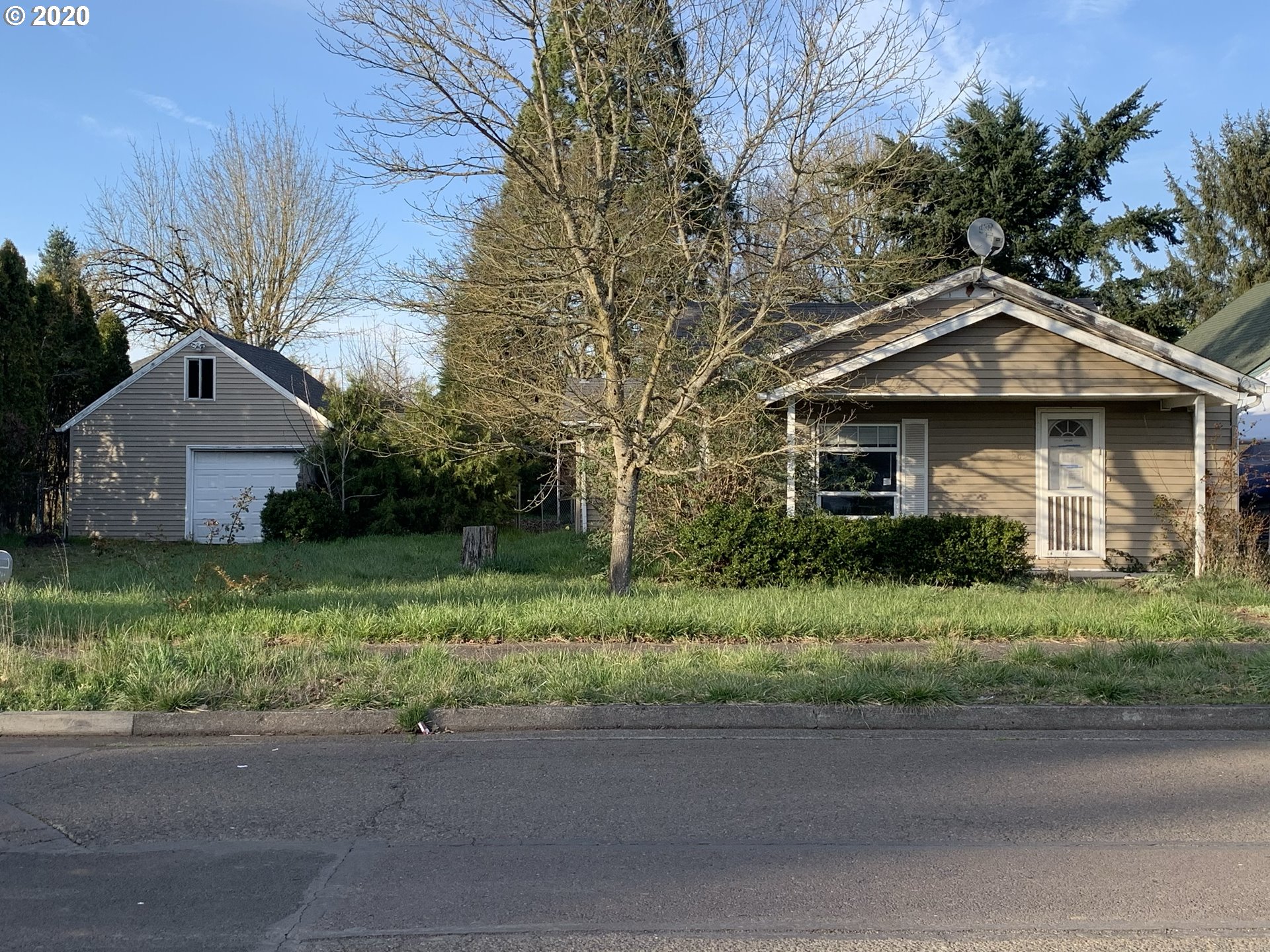 565 W MAPLE ST (1 of 15)