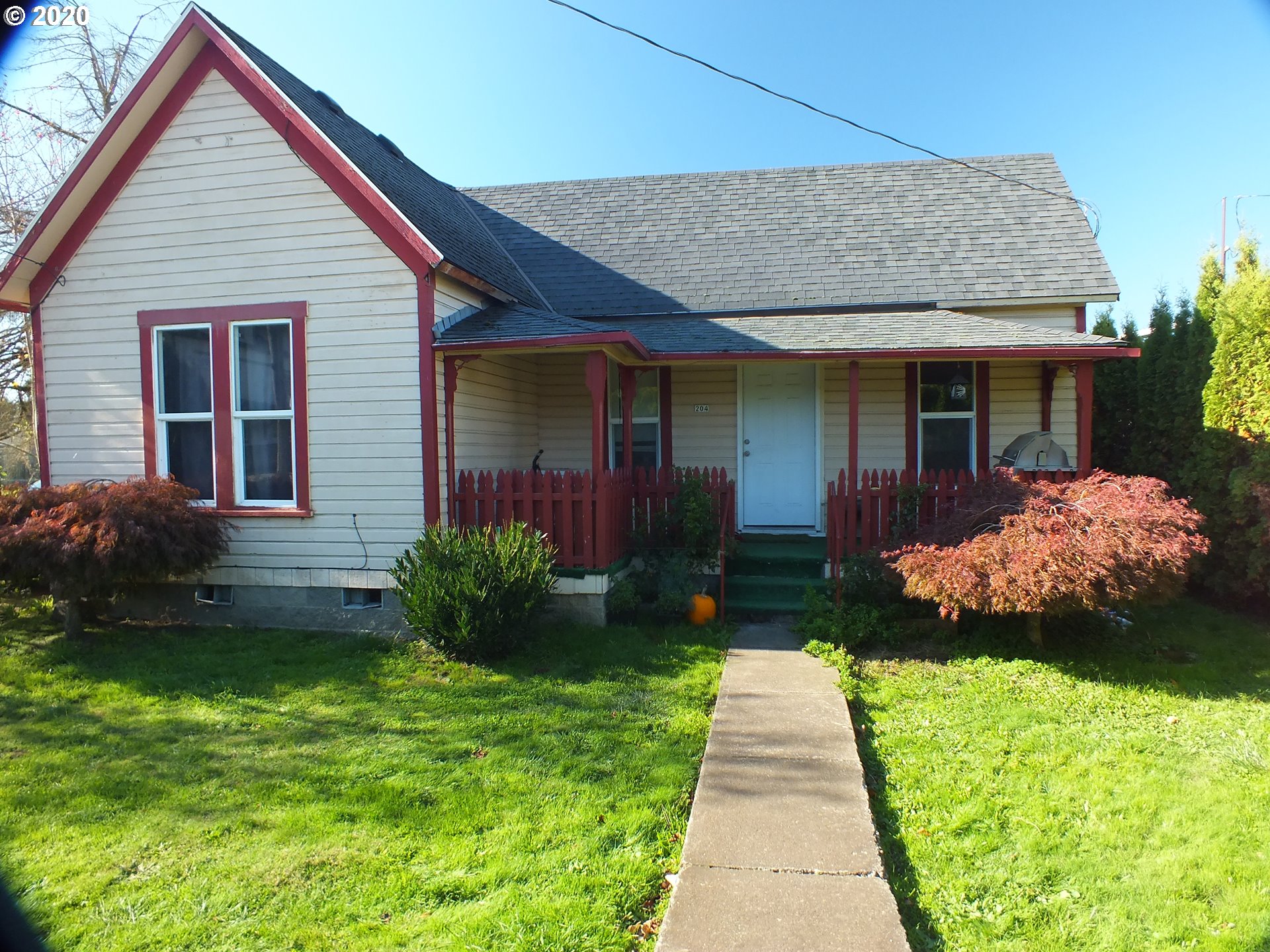 204 S MOLALLA AVE (1 of 9)
