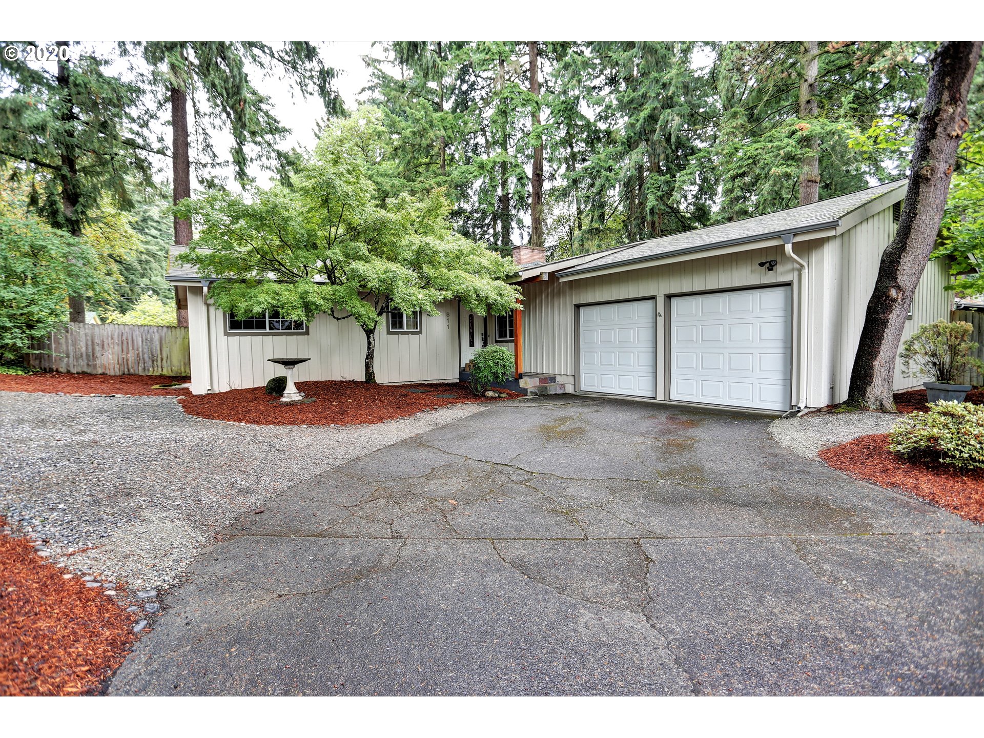 811 SE 96TH AVE (1 of 29)