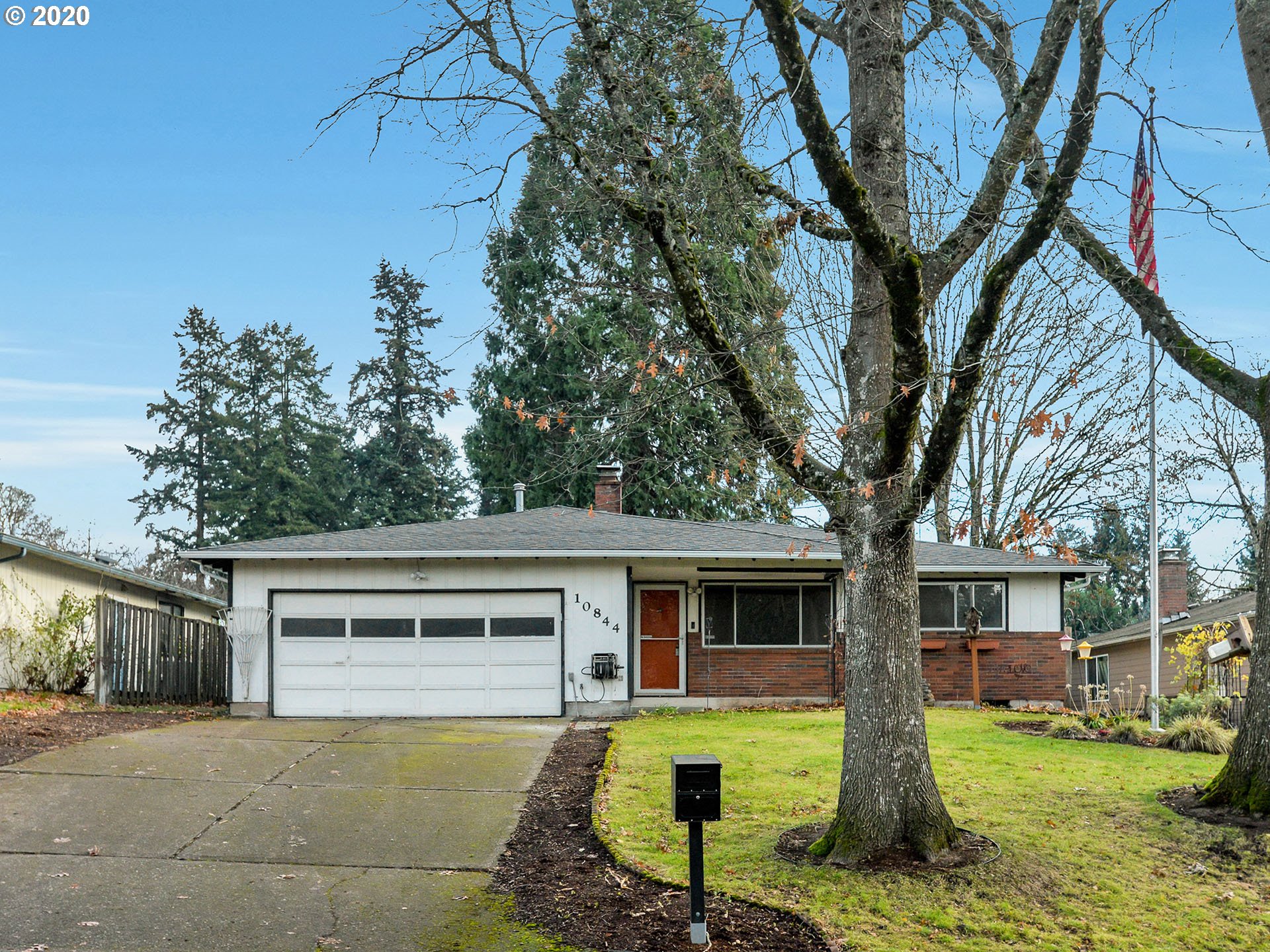 10844 SE 77TH AVE (1 of 30)
