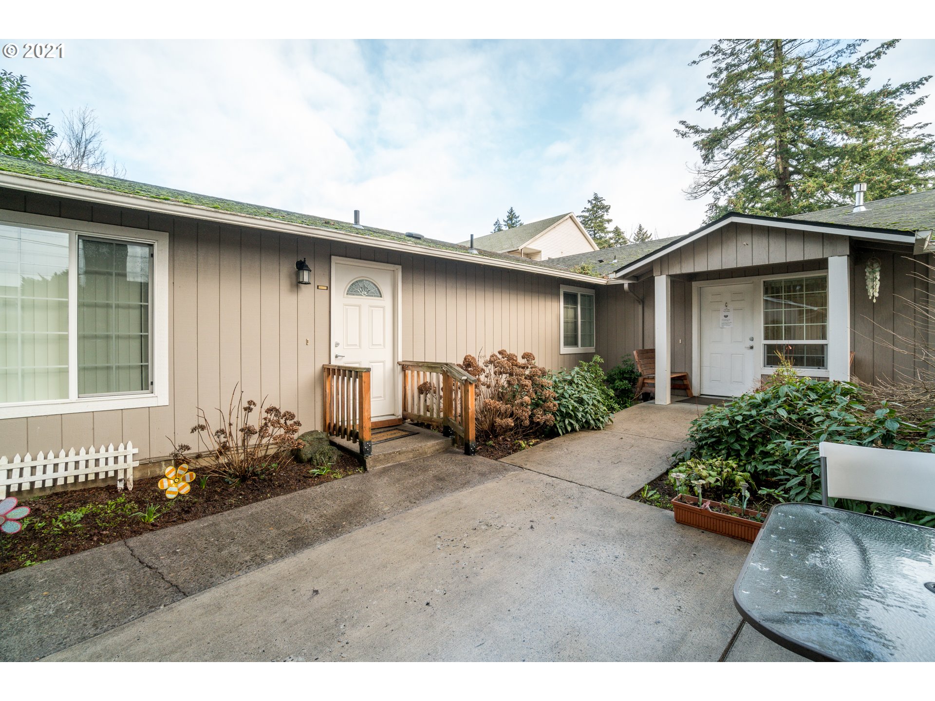2406 SE 130TH AVE (1 of 25)