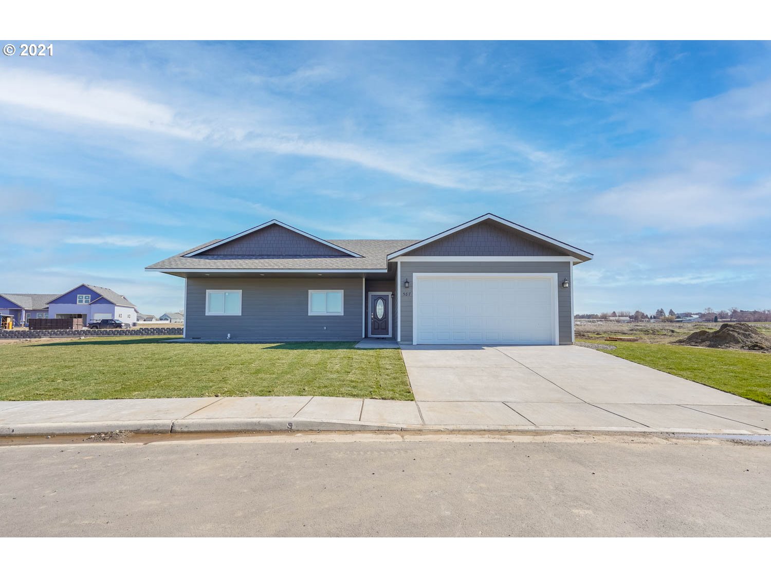 587 SW COTTONWOOD DR (1 of 20)