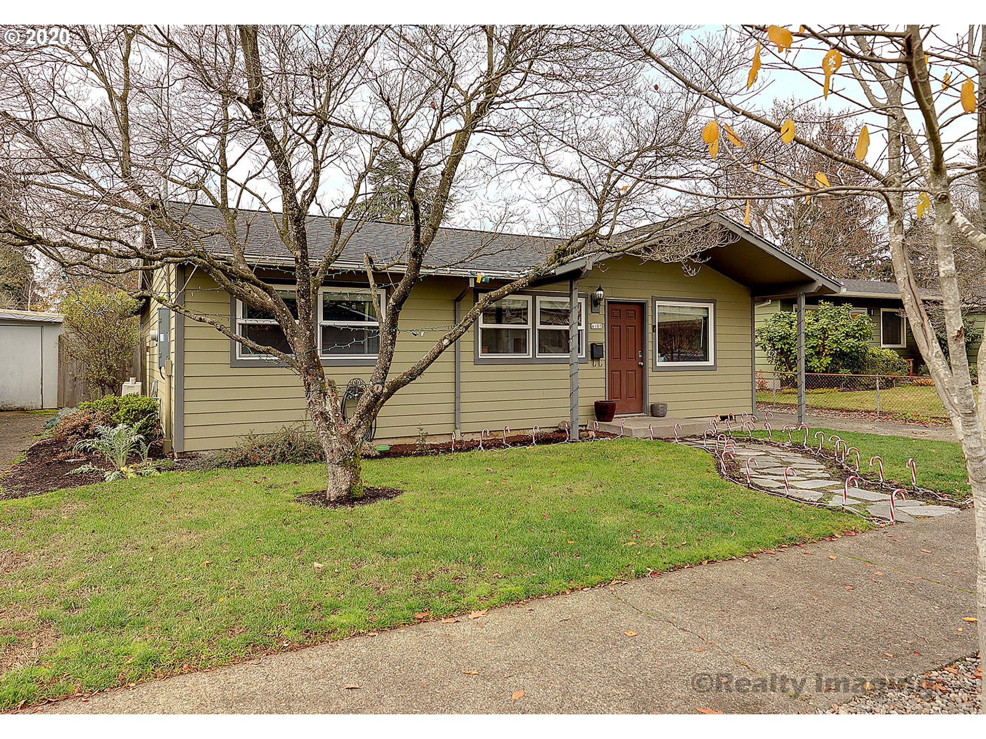 4105 SE 74TH AVE (1 of 25)