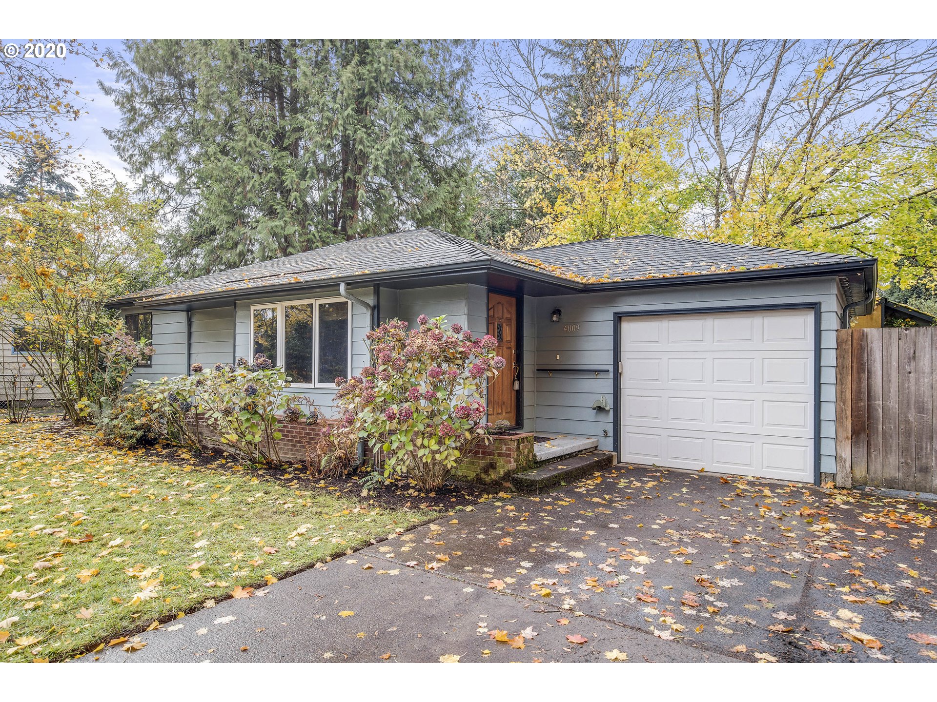 4009 SE 116TH AVE (1 of 32)