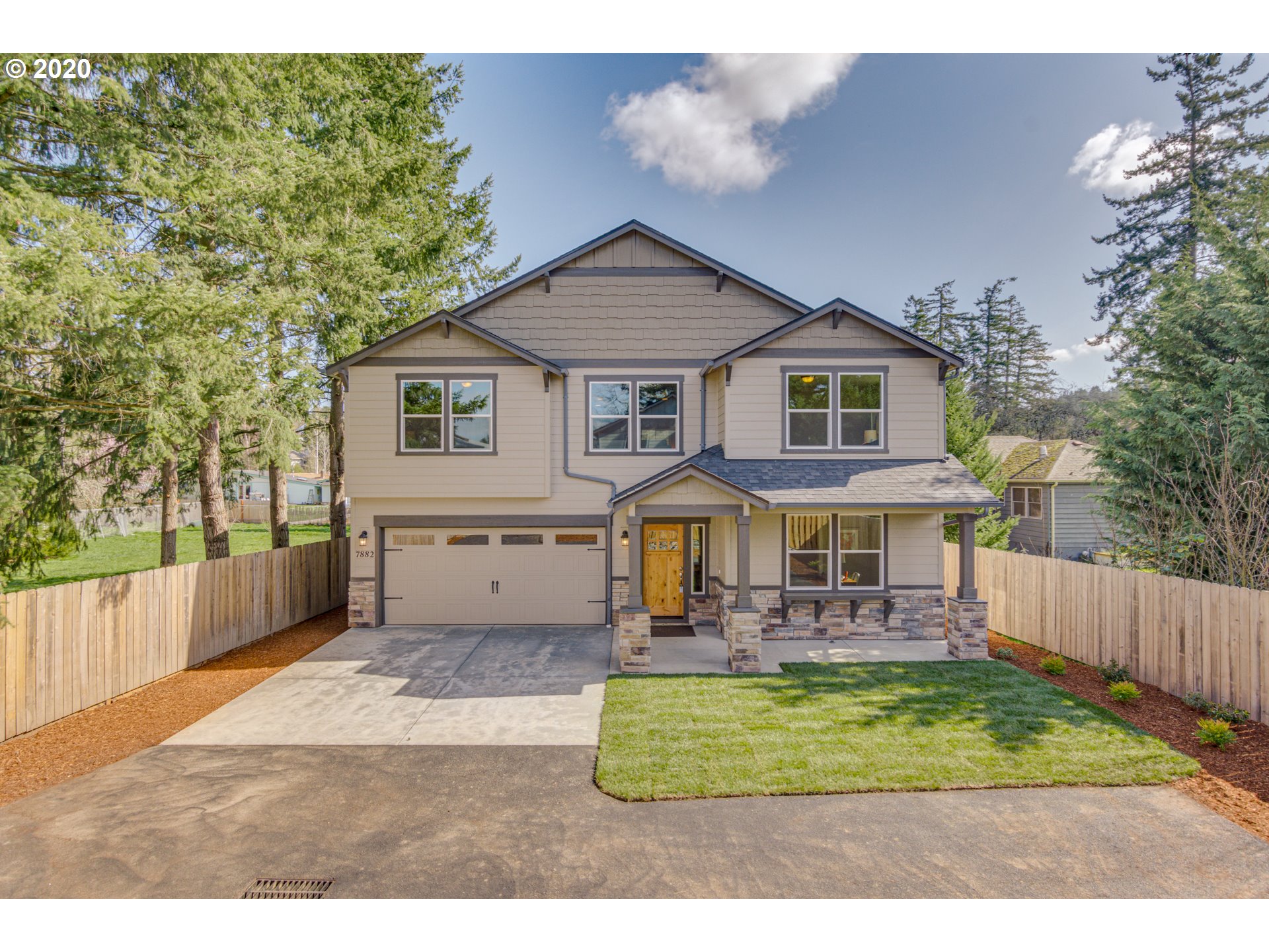 7882 SW 67TH AVE (1 of 31)