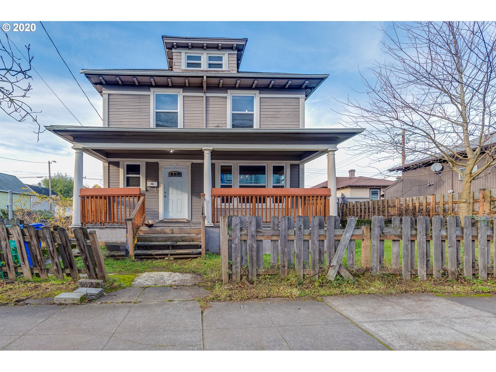 3961 N VANCOUVER AVE (1 of 20)