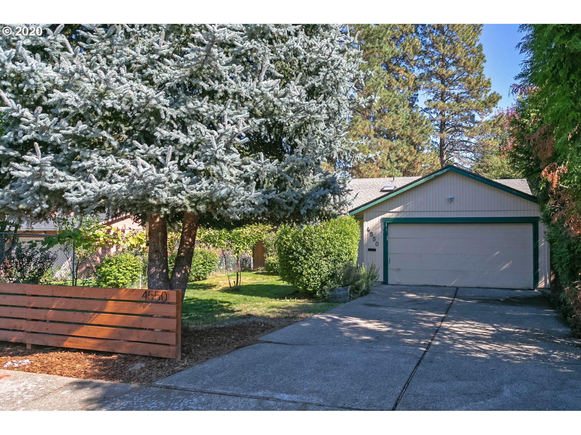 4550 SW 165TH AVE (1 of 28)