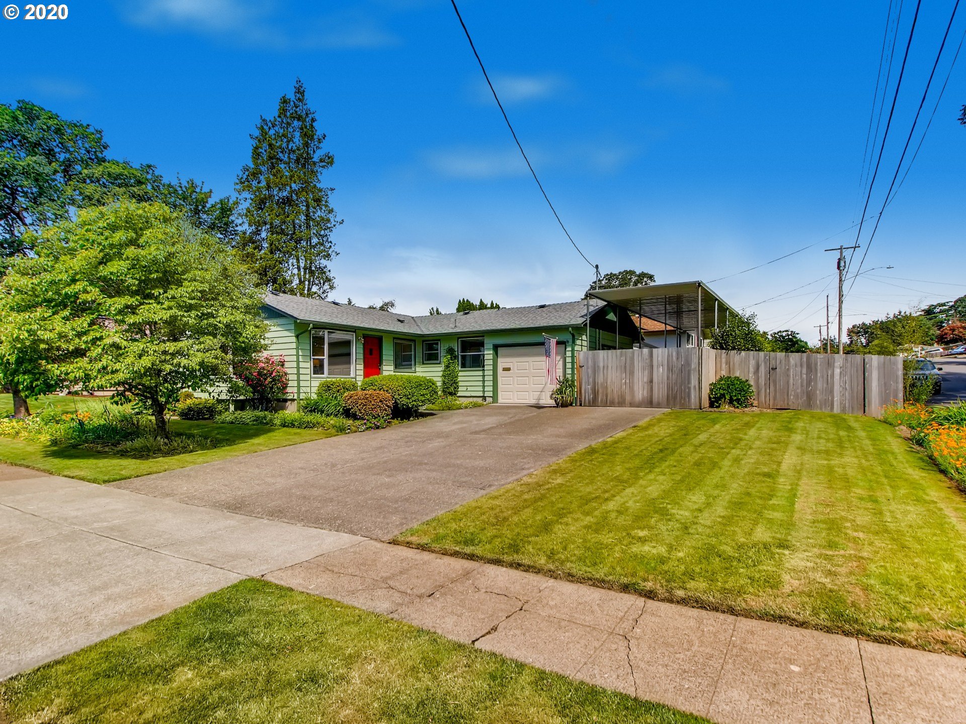520 E HEREFORD ST (1 of 27)