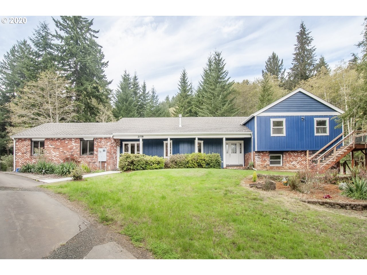 2038 SALMON RIVER HWY (1 of 32)