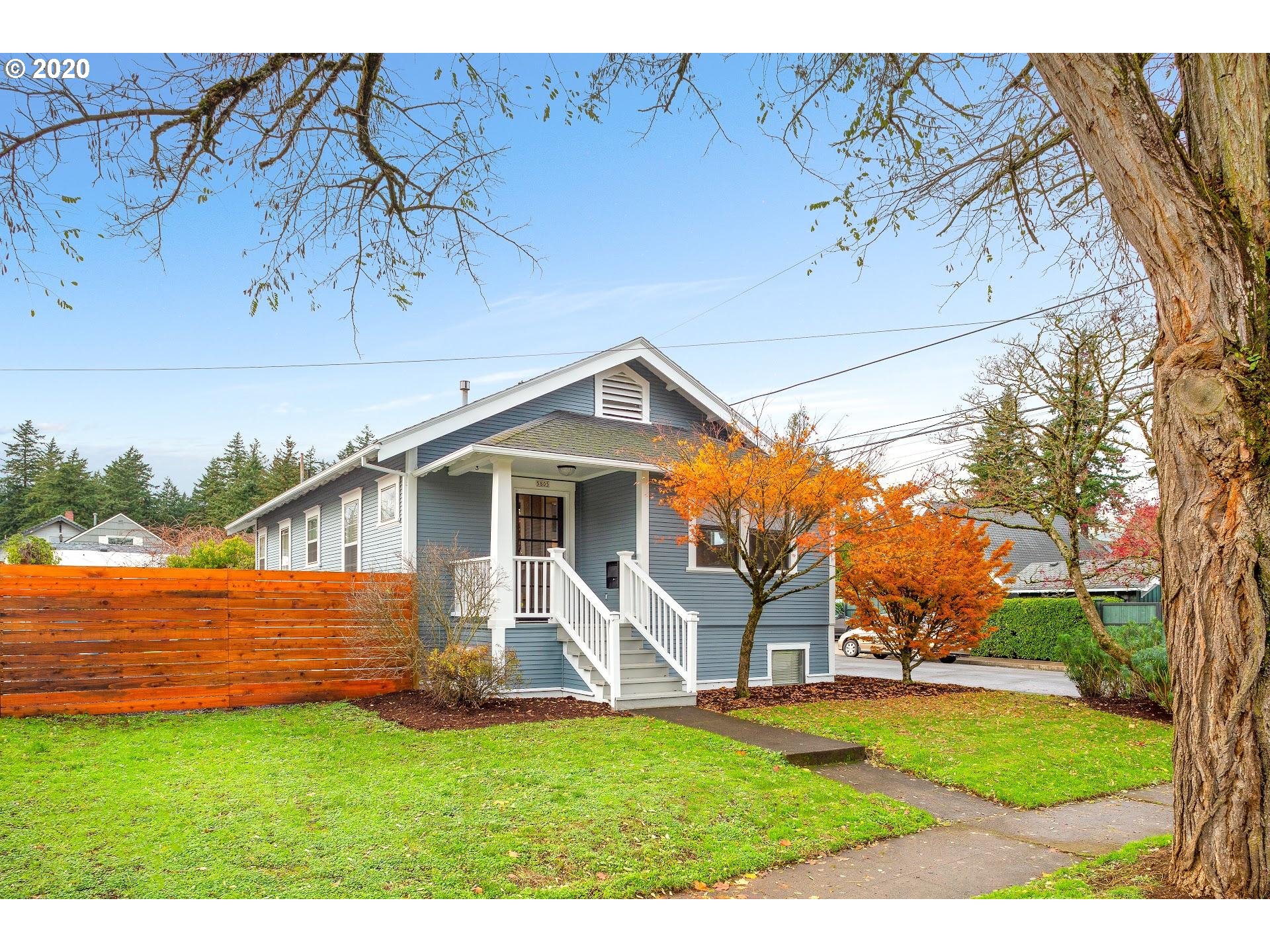 5805 SE 77TH AVE (1 of 29)