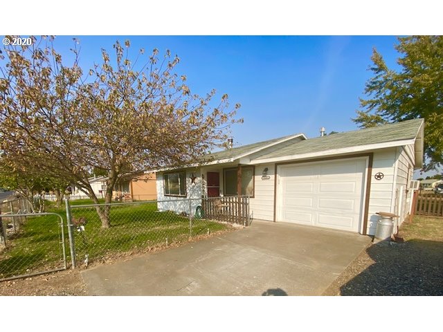 111 COWLITZ AVE (1 of 23)