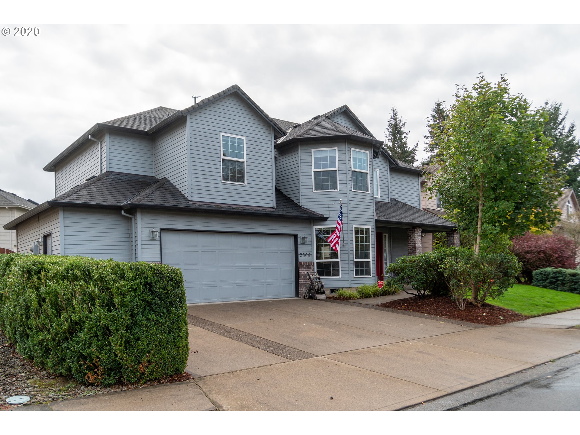 2568 SW LAURA AVE (1 of 32)