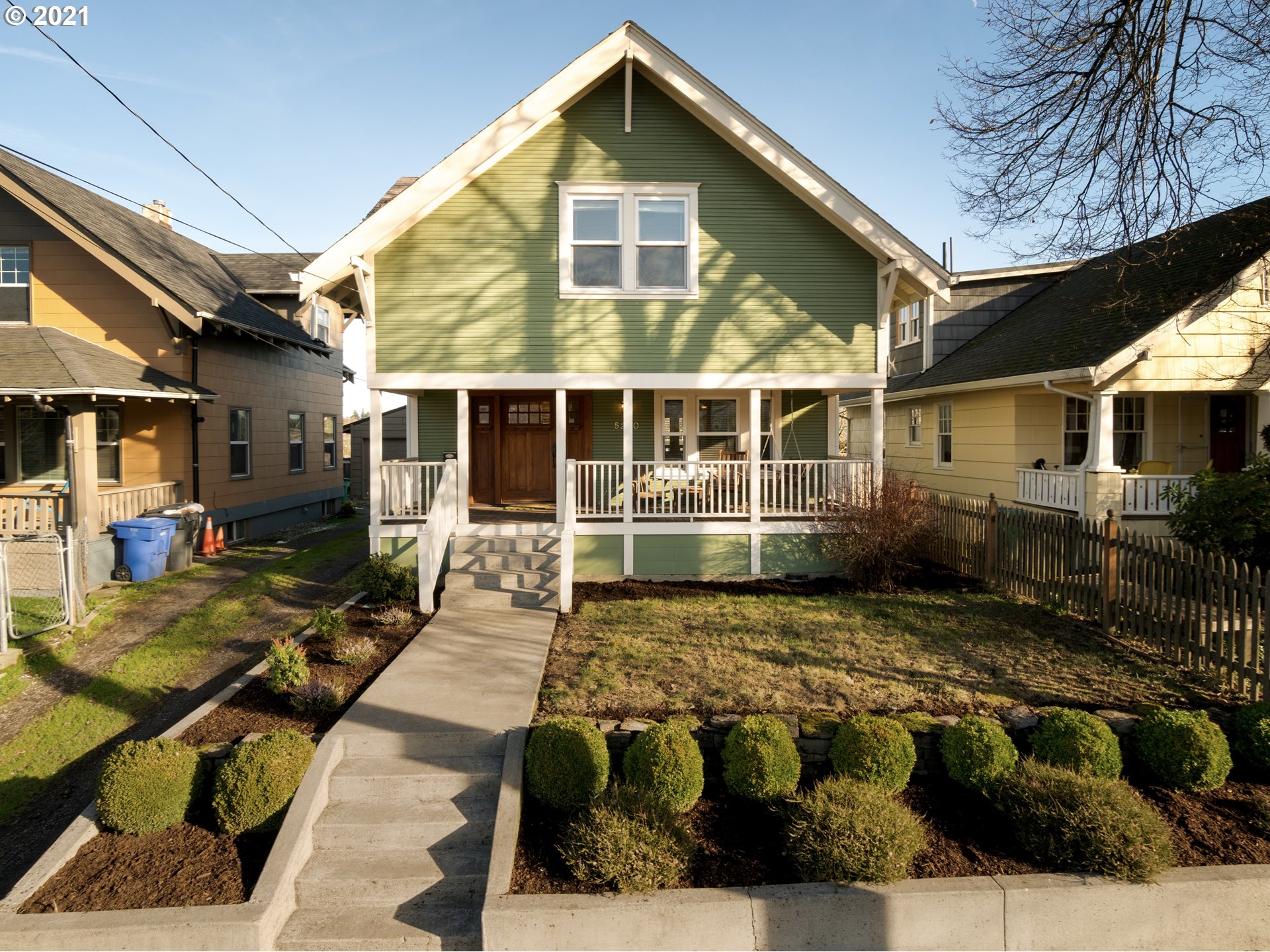 5230 SE 17TH AVE (1 of 32)