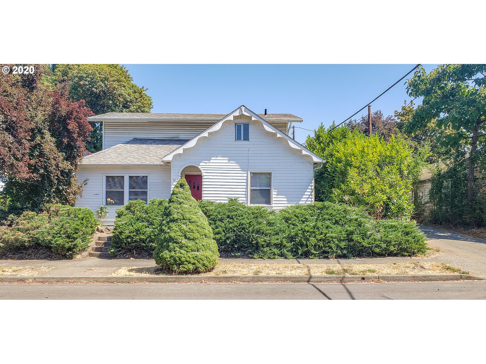 522 SE RICE AVE (1 of 31)
