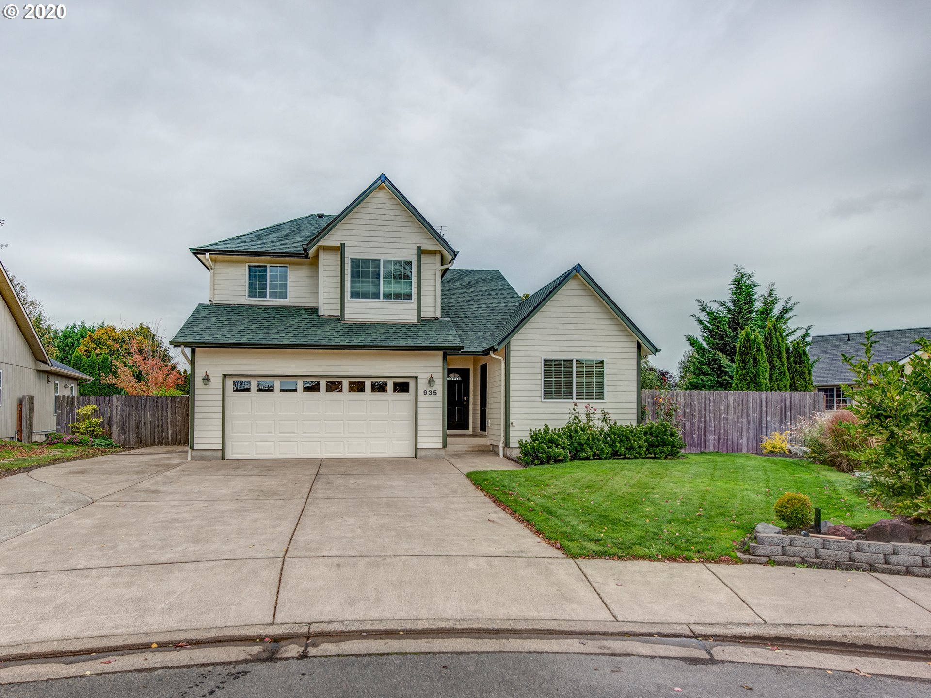 935 RED CLOVER CT (1 of 29)