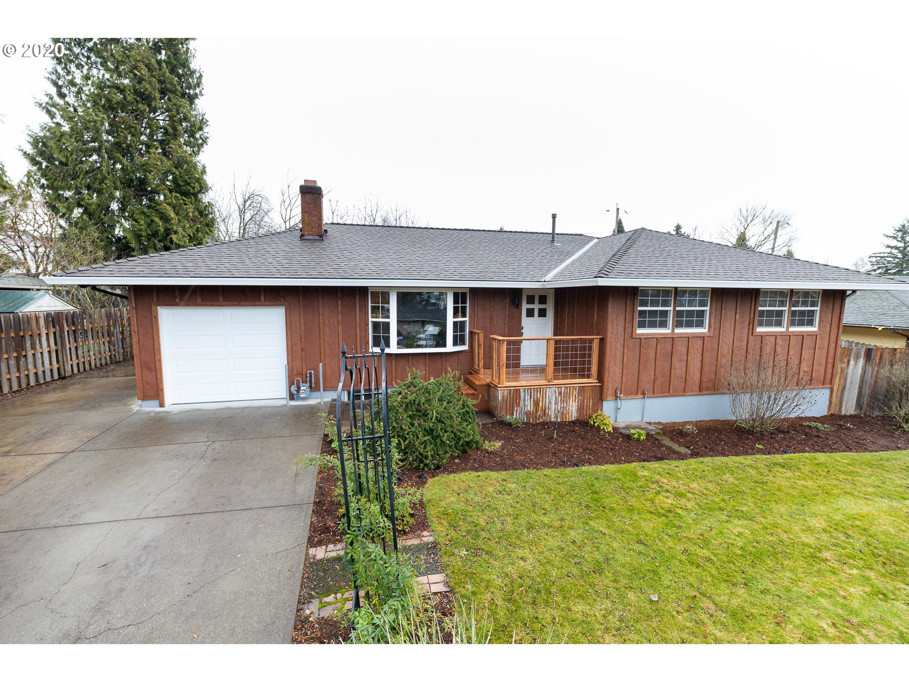 10966 SE 64TH AVE (1 of 28)