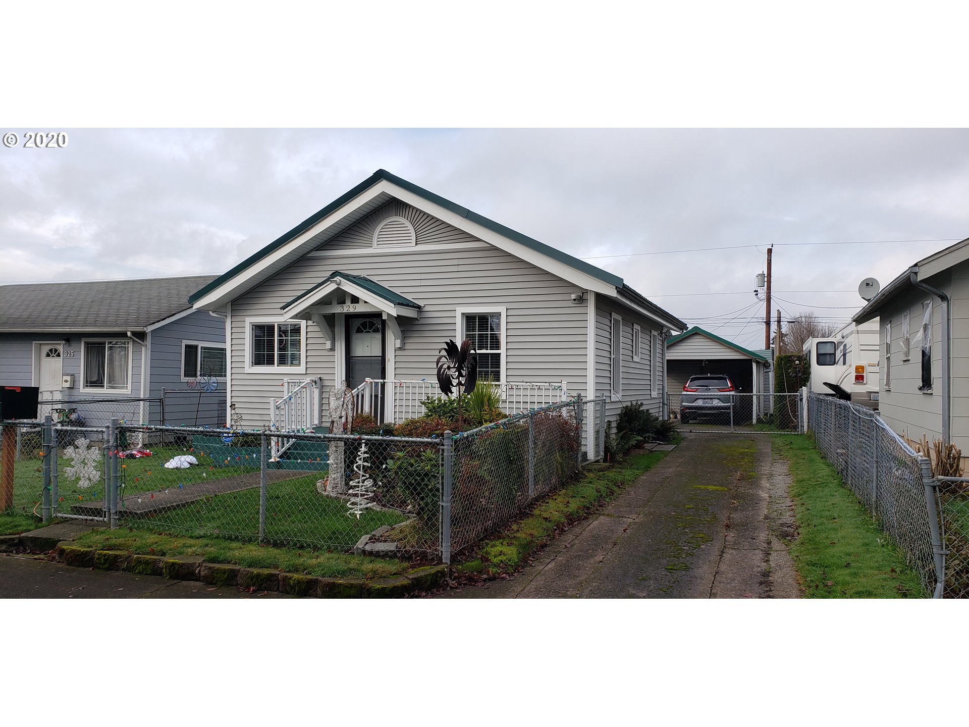 329 27TH AVE (1 of 15)