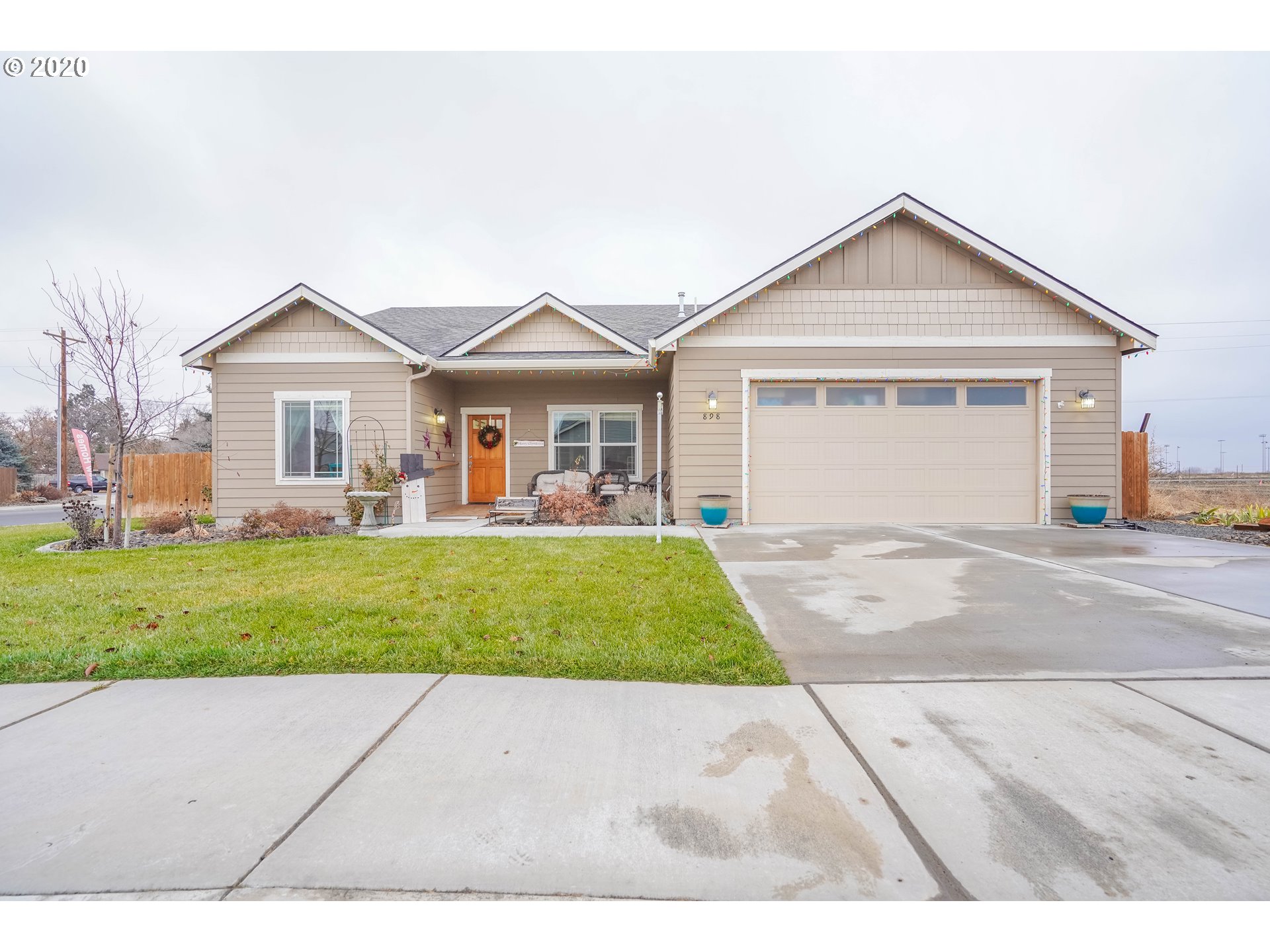 898 SW COYOTE DR (1 of 26)