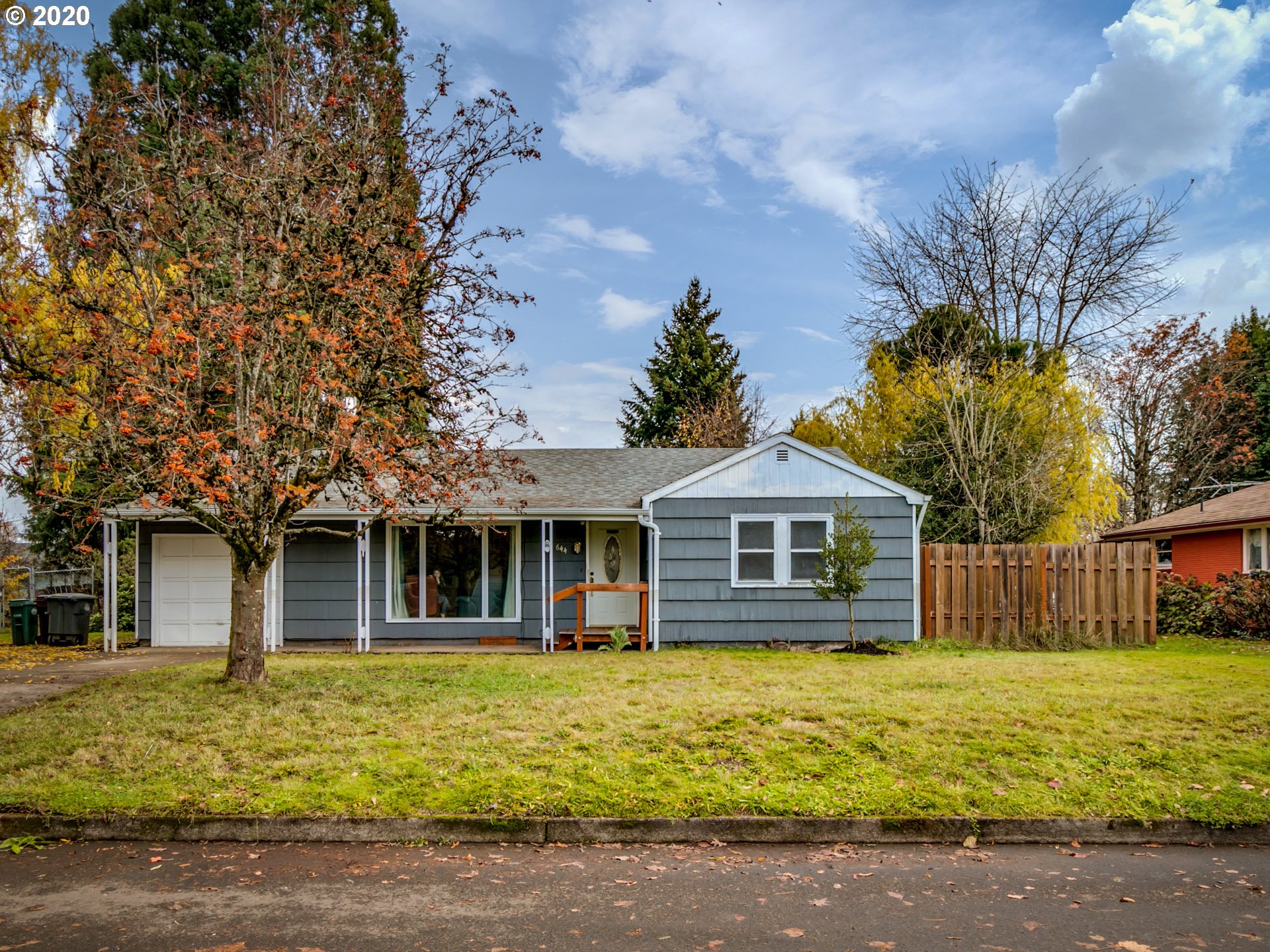 644 SE 11TH AVE (1 of 18)