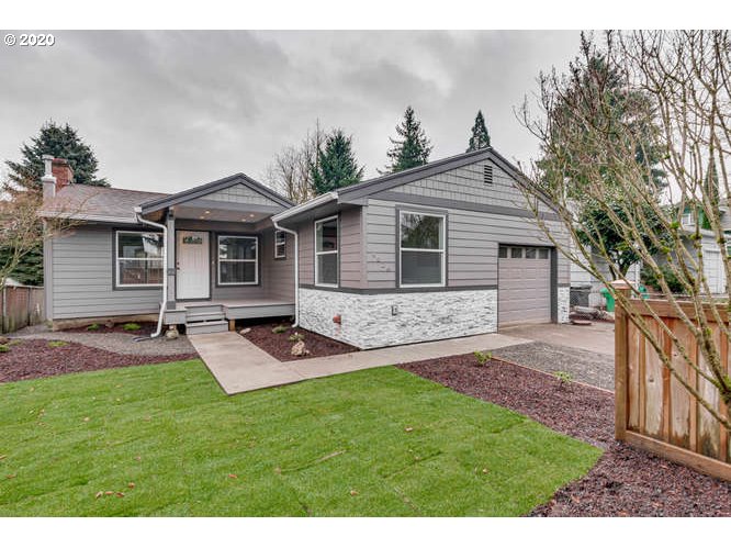 4626 SE 48TH AVE (1 of 22)