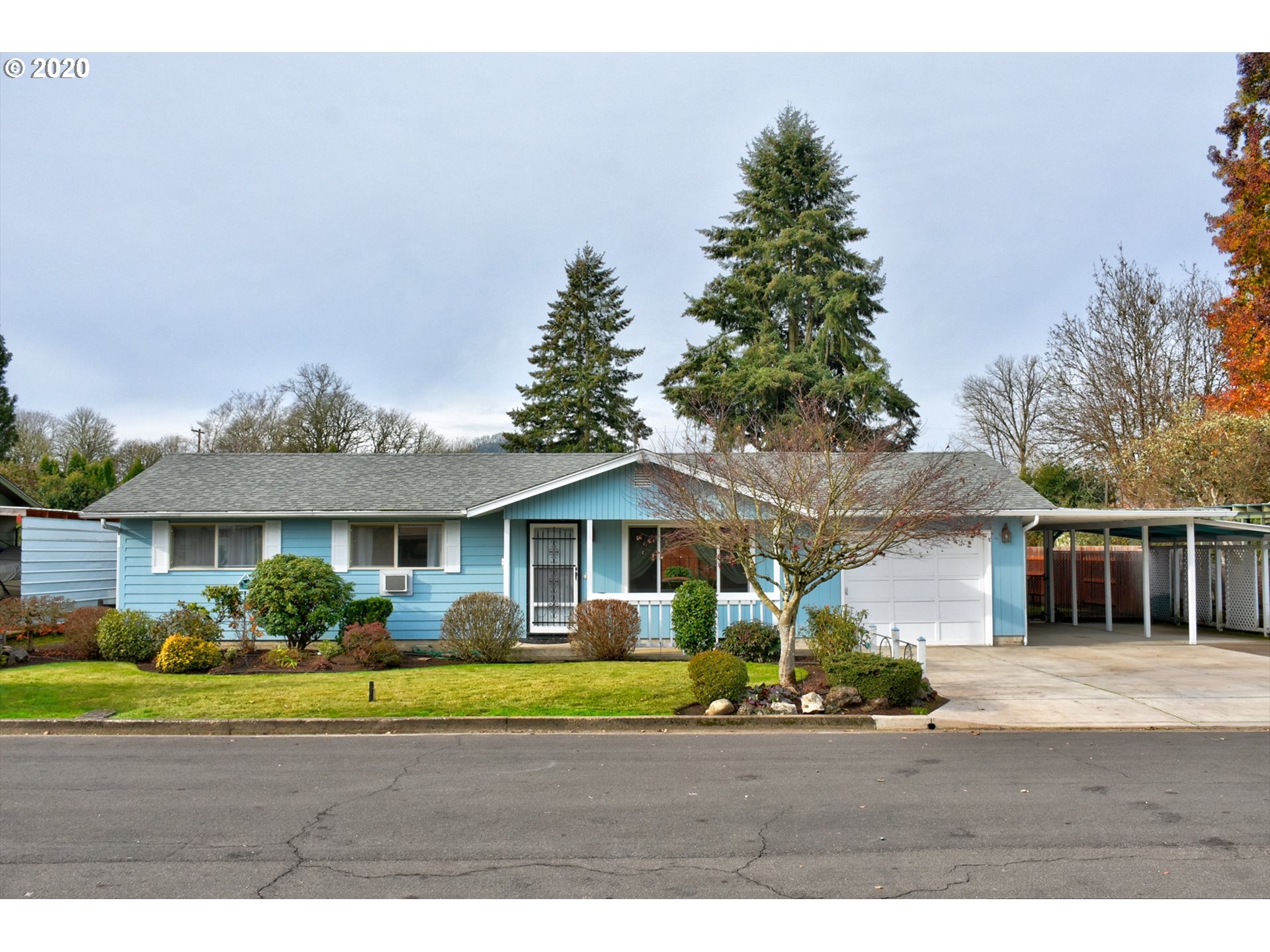 1148 S 34TH PL (1 of 32)