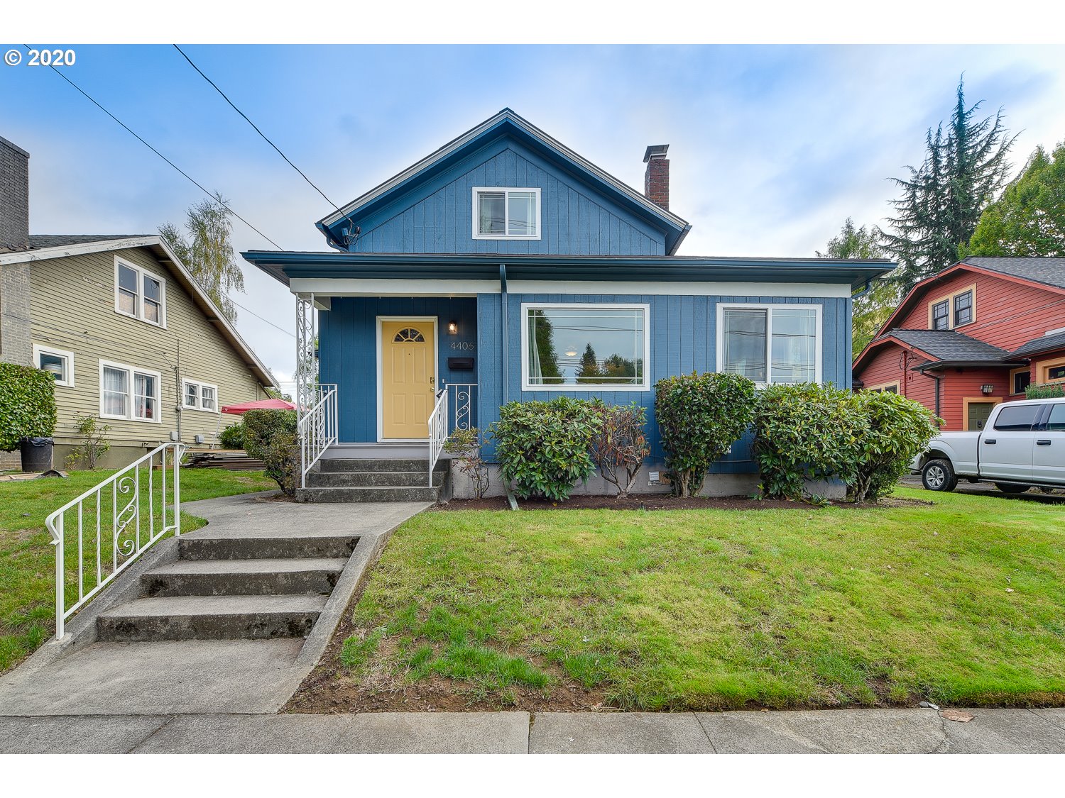 4406 N VANCOUVER AVE (1 of 32)