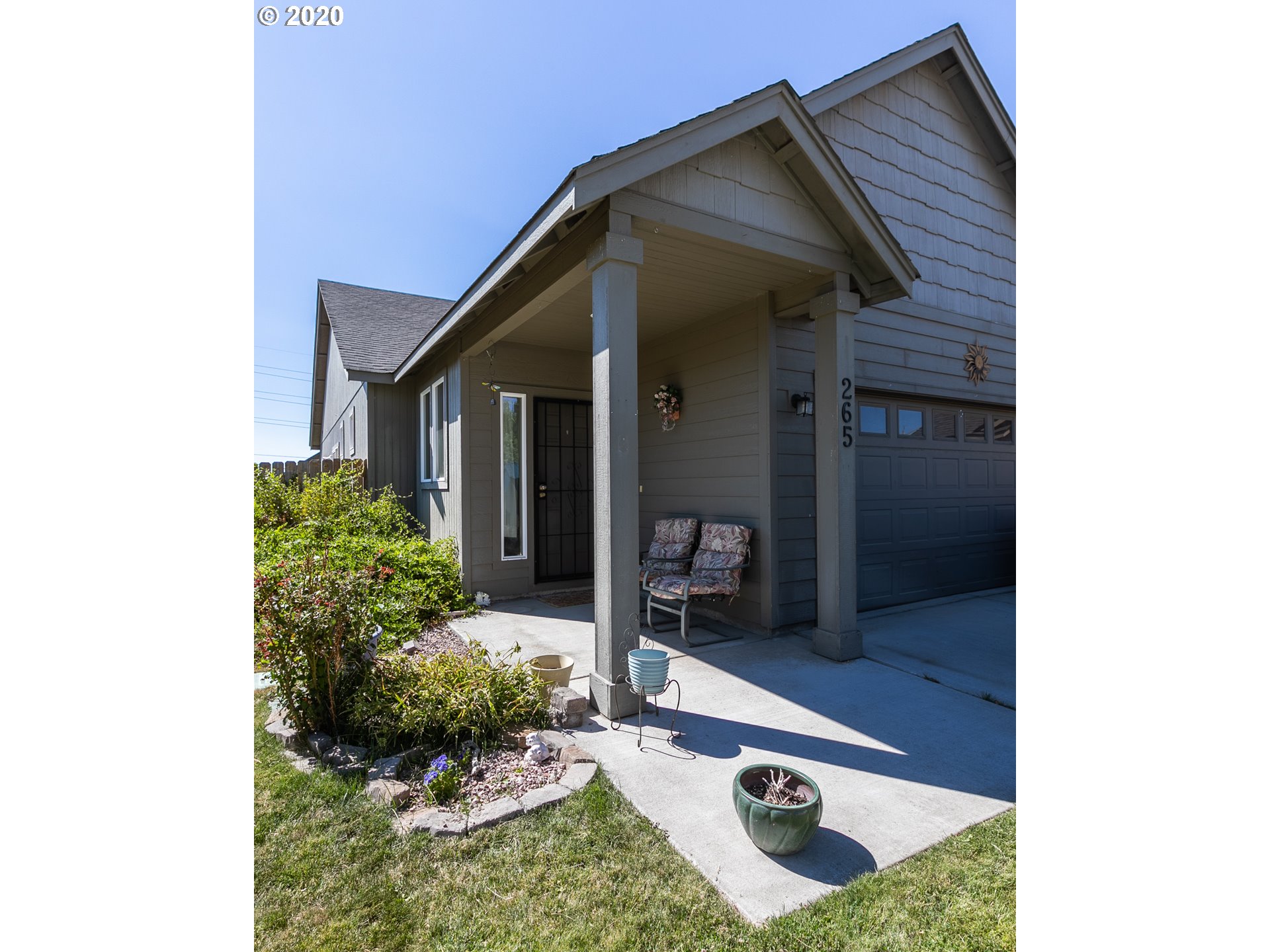 265 SW 34TH LN (1 of 17)