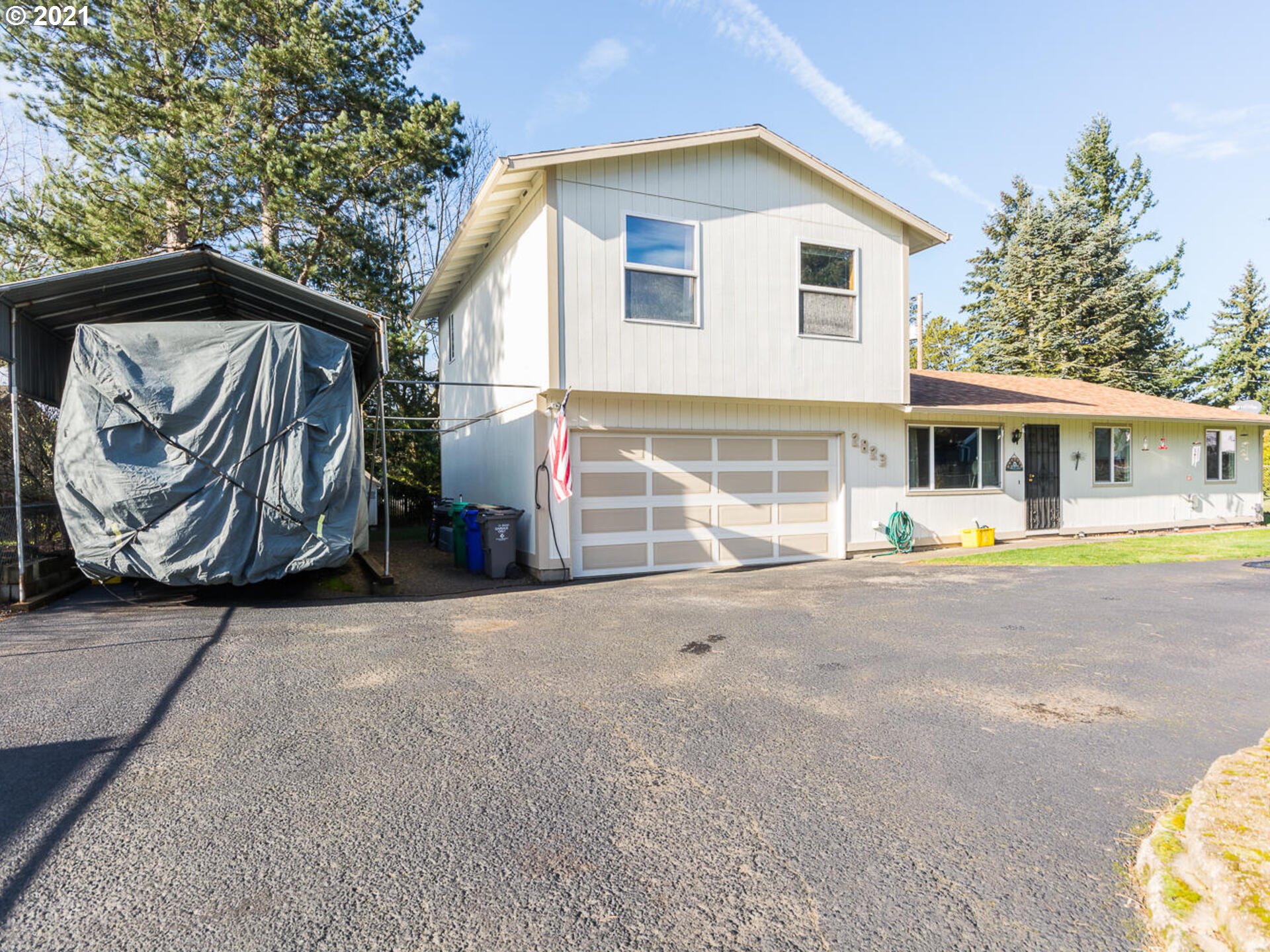 2823 SE 170TH AVE (1 of 30)
