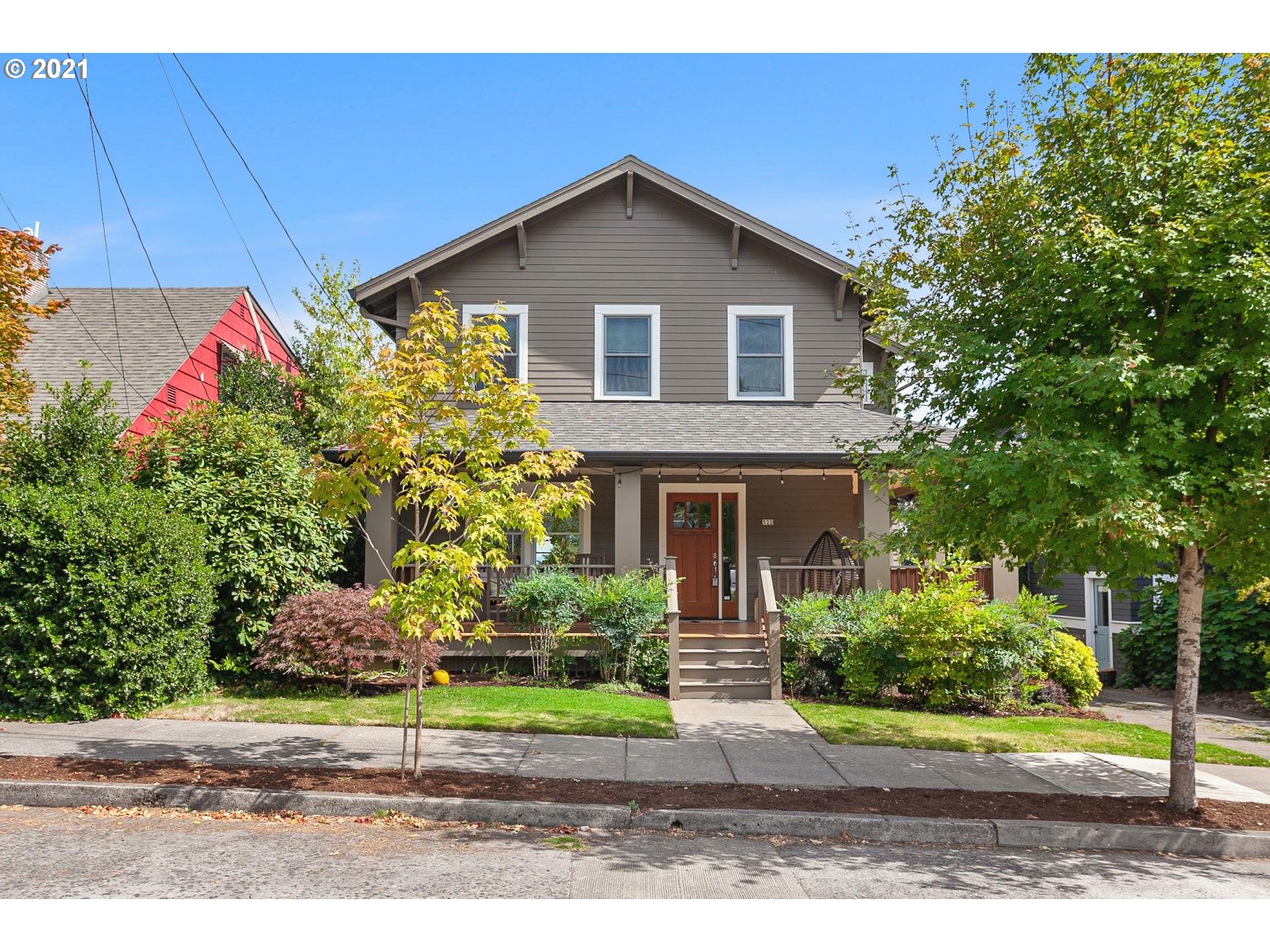 522 SE 70TH AVE (1 of 32)