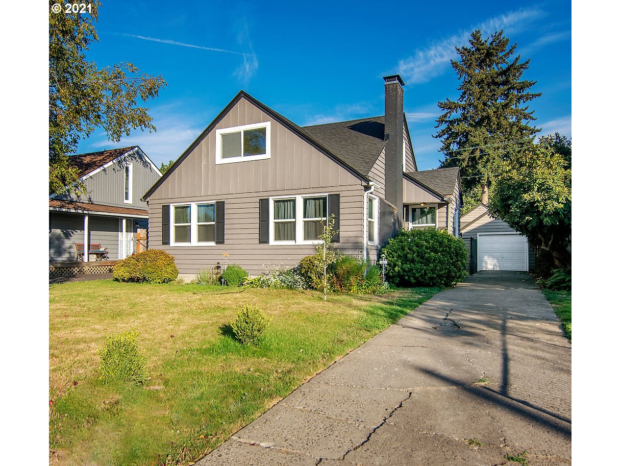 550 27TH AVE (1 of 28)