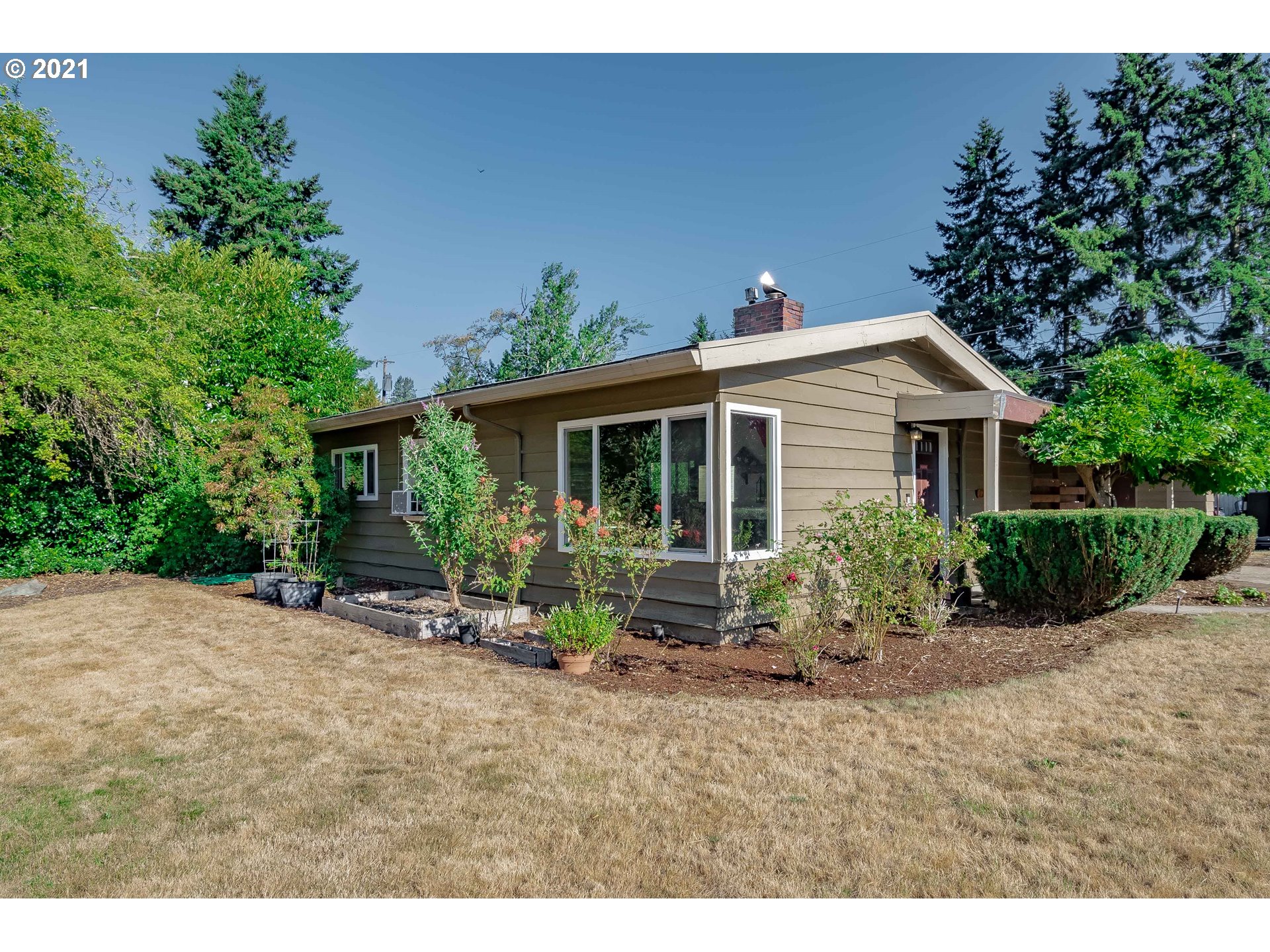 210 SE 95TH AVE (1 of 32)