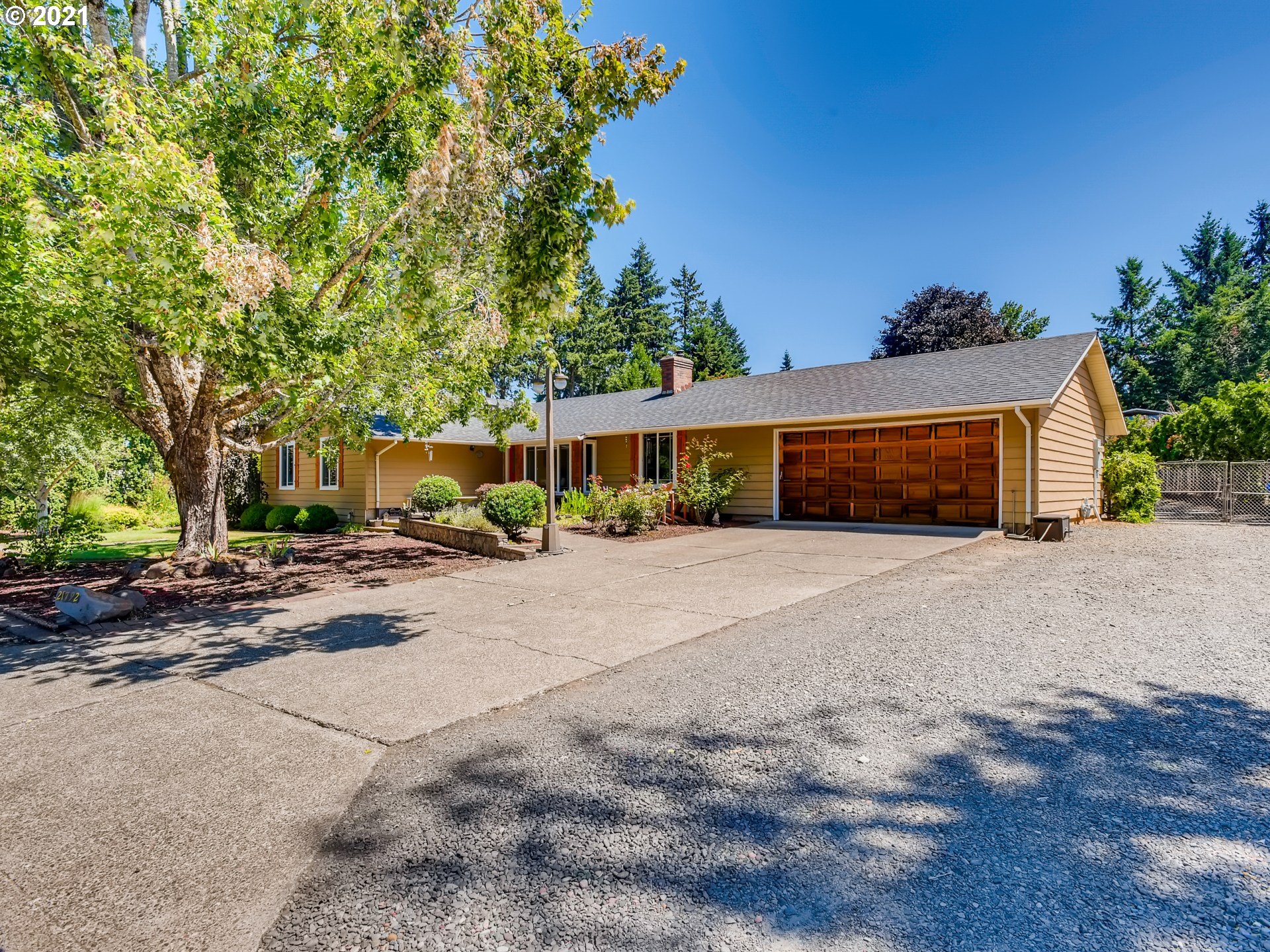 21792 S LARKSPUR AVE (1 of 32)