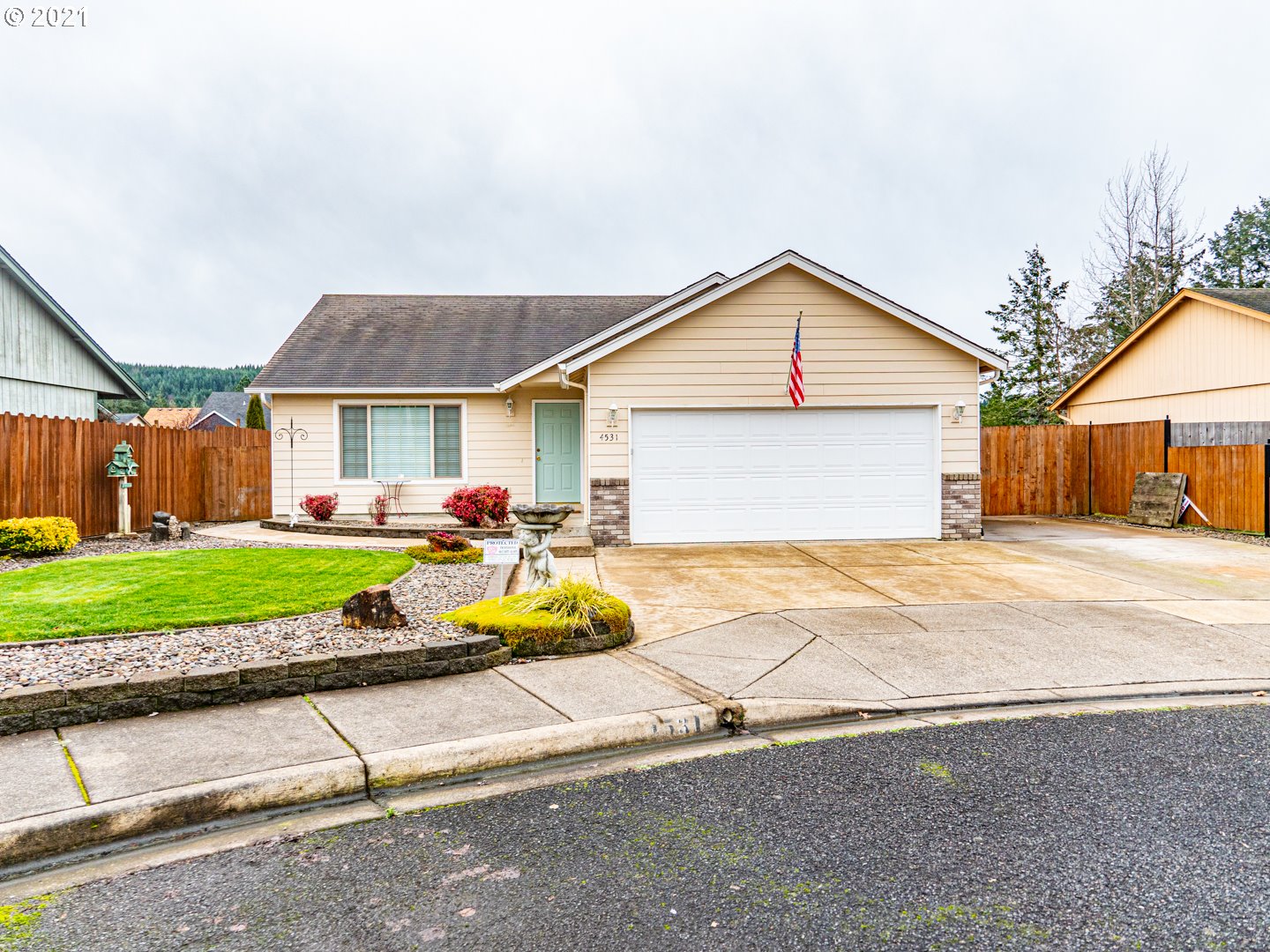 4531 AIRPORT LN (1 of 24)