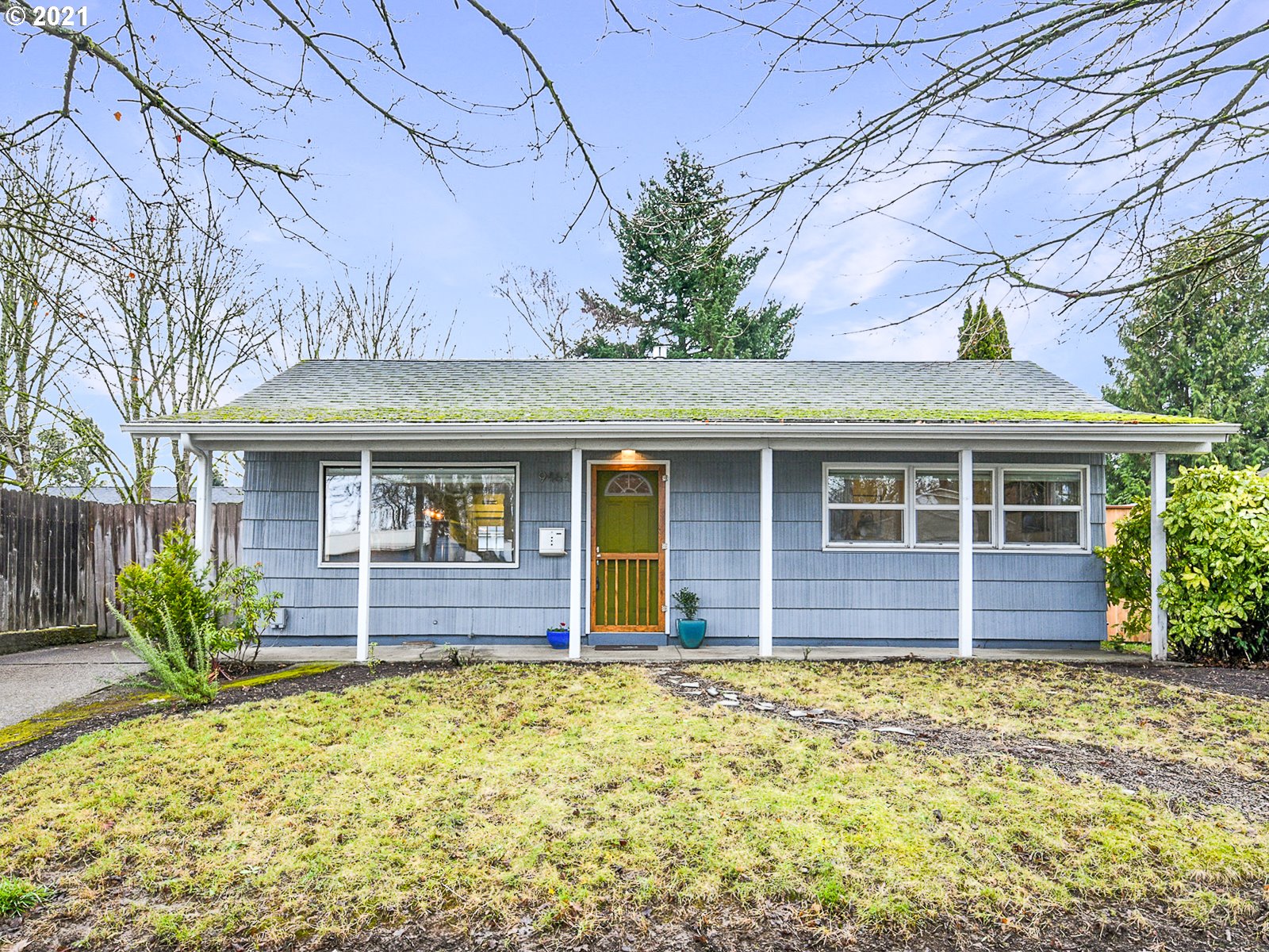 9464 N FAIRHAVEN AVE (1 of 32)